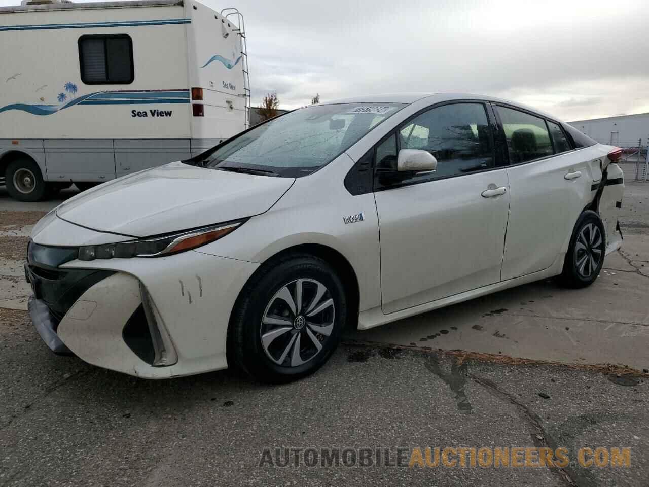 JTDKARFP4J3068705 TOYOTA PRIUS 2018