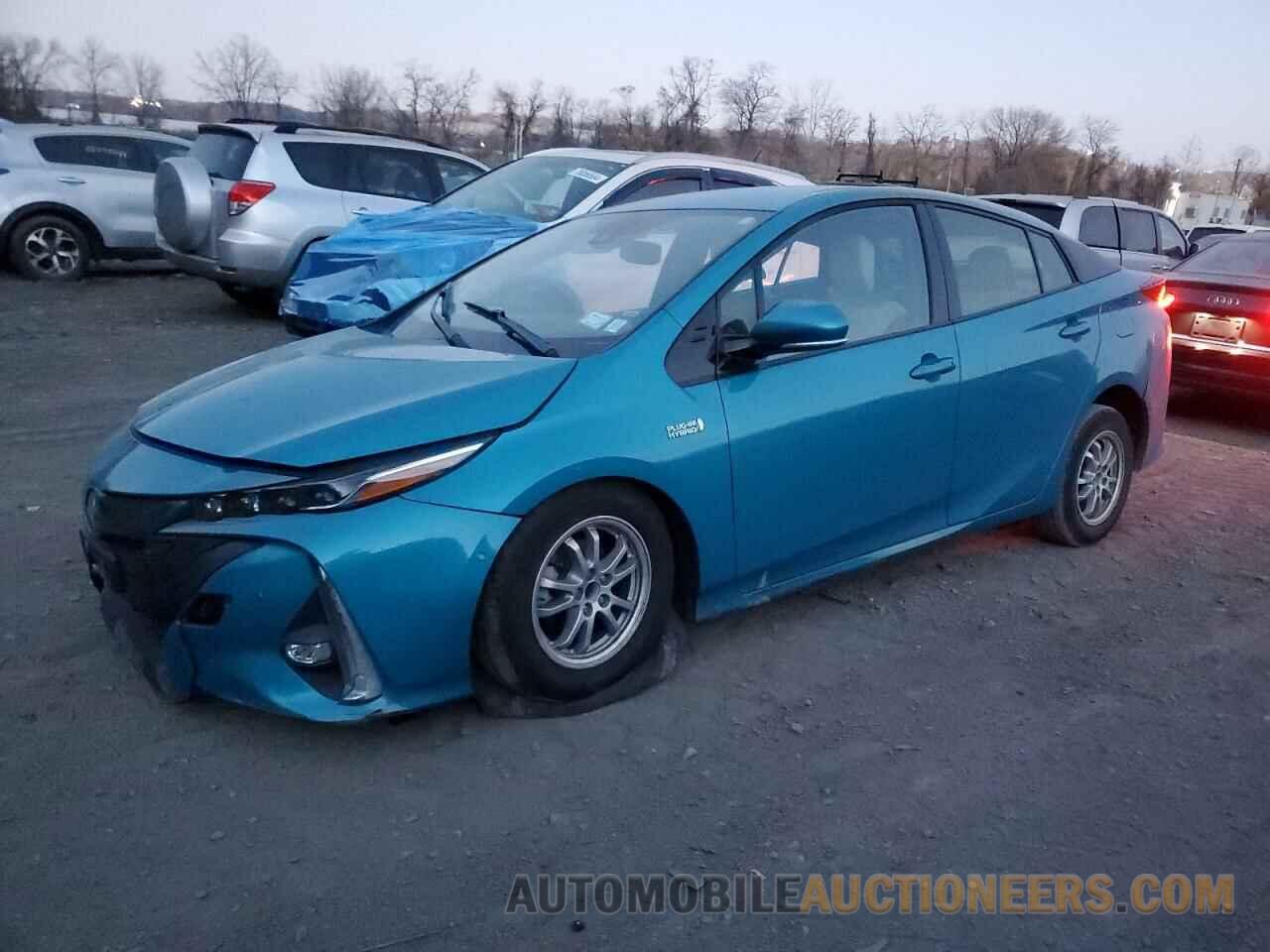 JTDKARFP4J3102142 TOYOTA PRIUS 2018