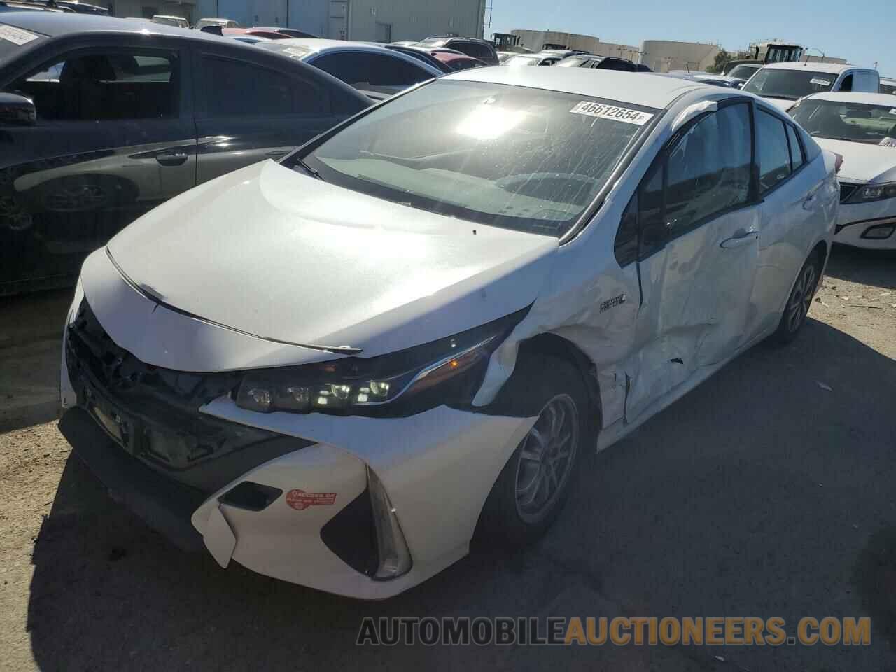 JTDKARFP5J3086694 TOYOTA PRIUS 2018