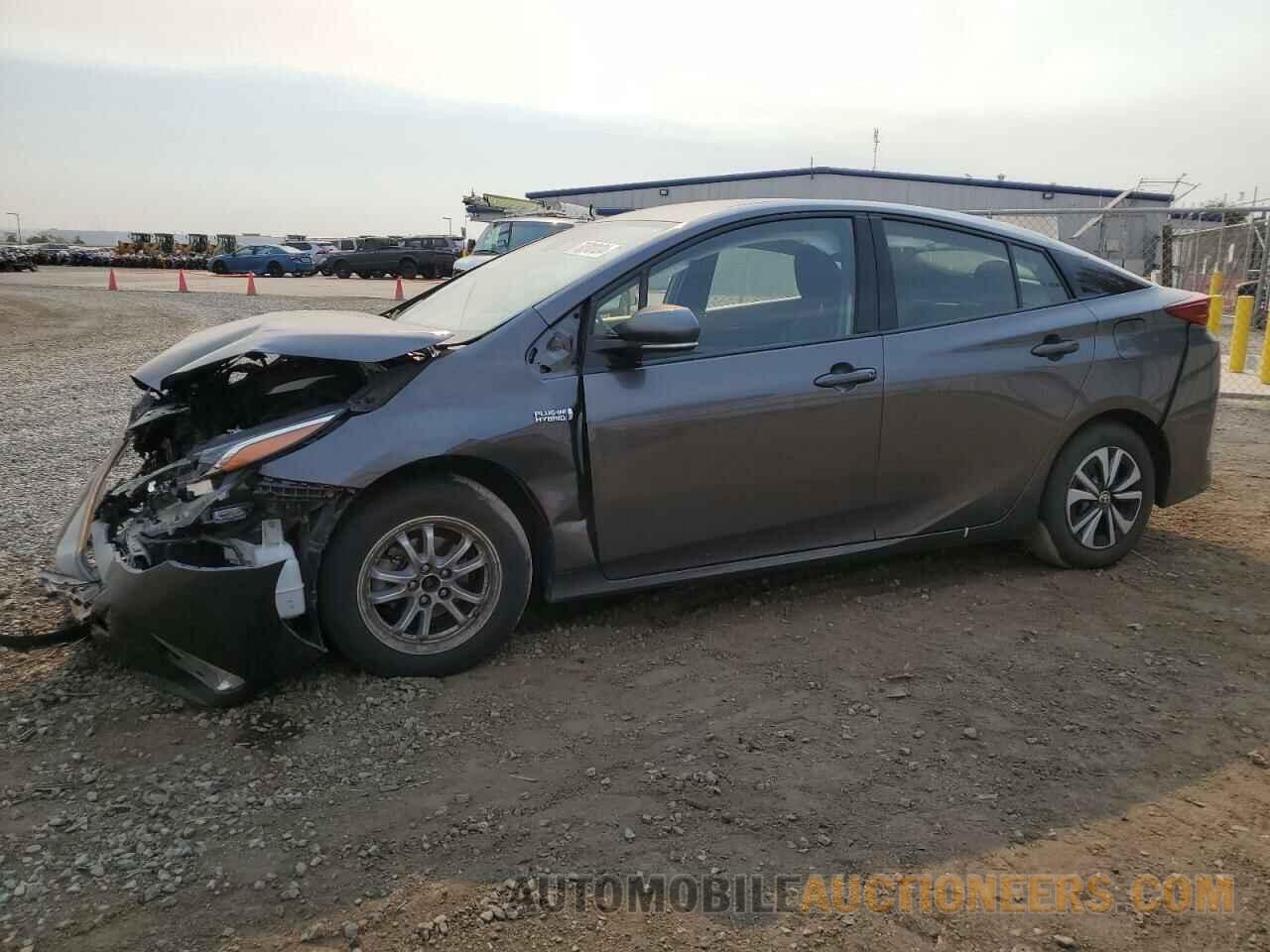 JTDKARFP5J3088655 TOYOTA PRIUS 2018