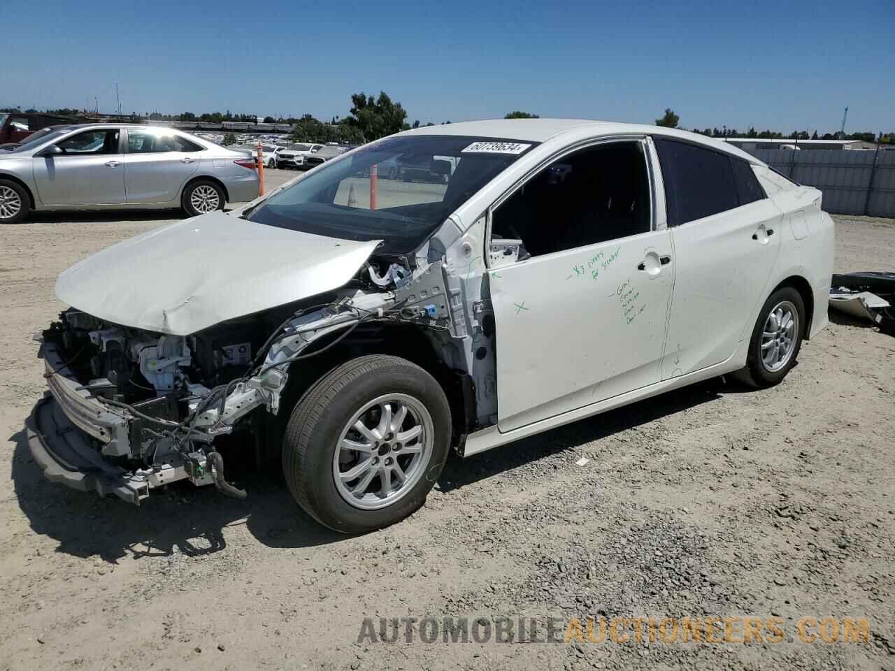 JTDKARFP5J3103980 TOYOTA PRIUS 2018