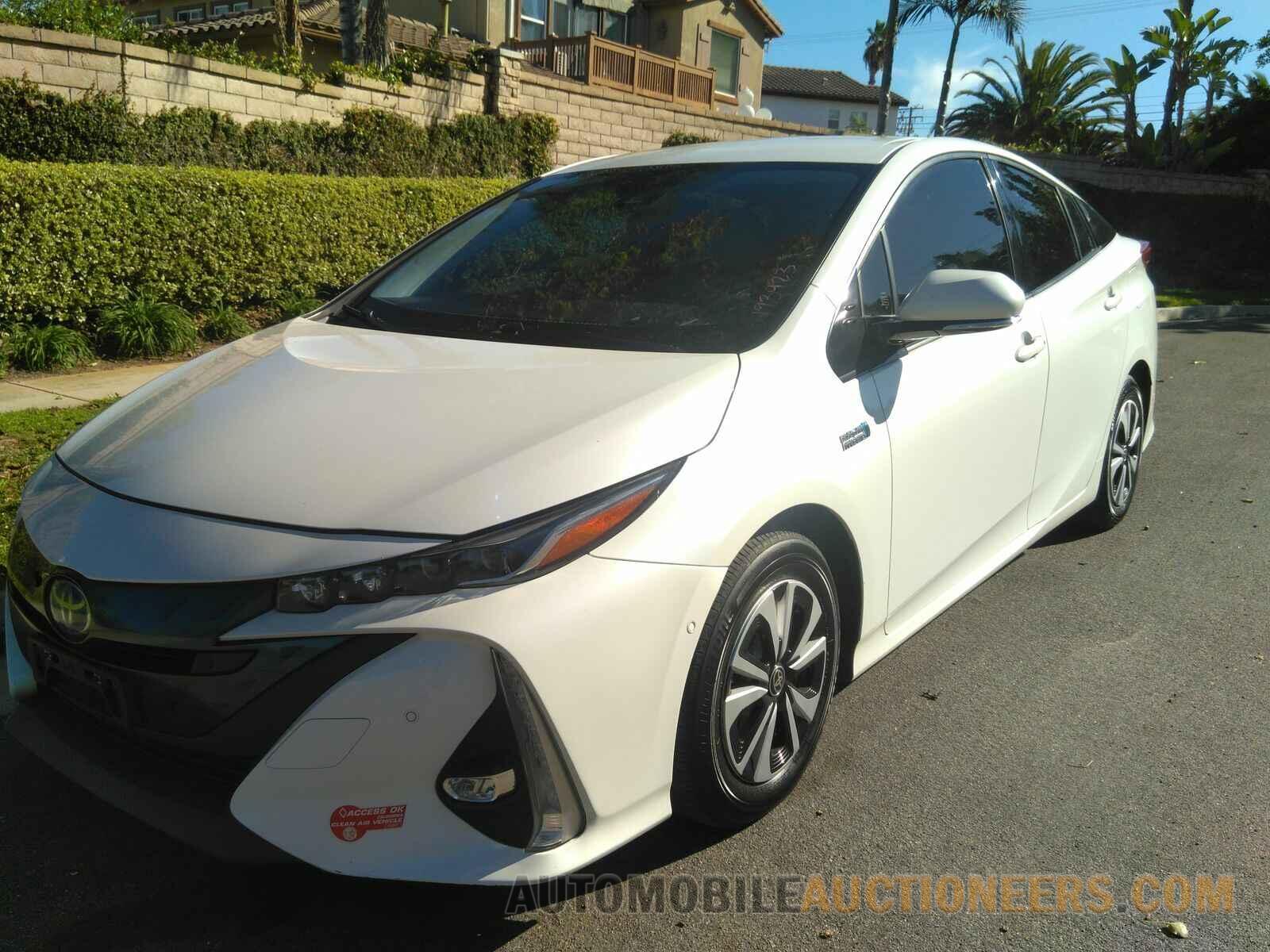 JTDKARFP6H3021864 Toyota Prius Prime 2017