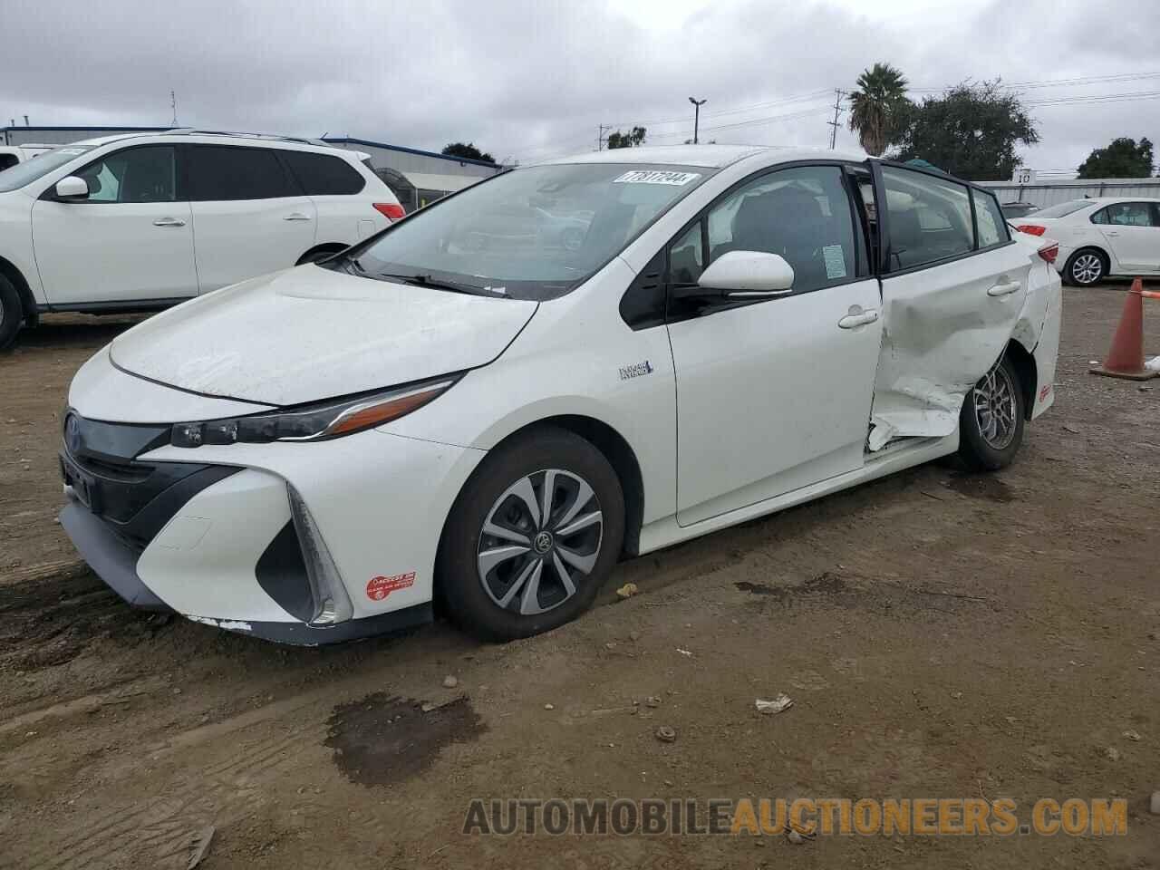 JTDKARFP6H3067260 TOYOTA PRIUS 2017