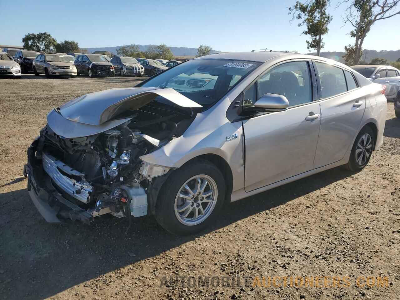 JTDKARFP6J3083741 TOYOTA PRIUS 2018