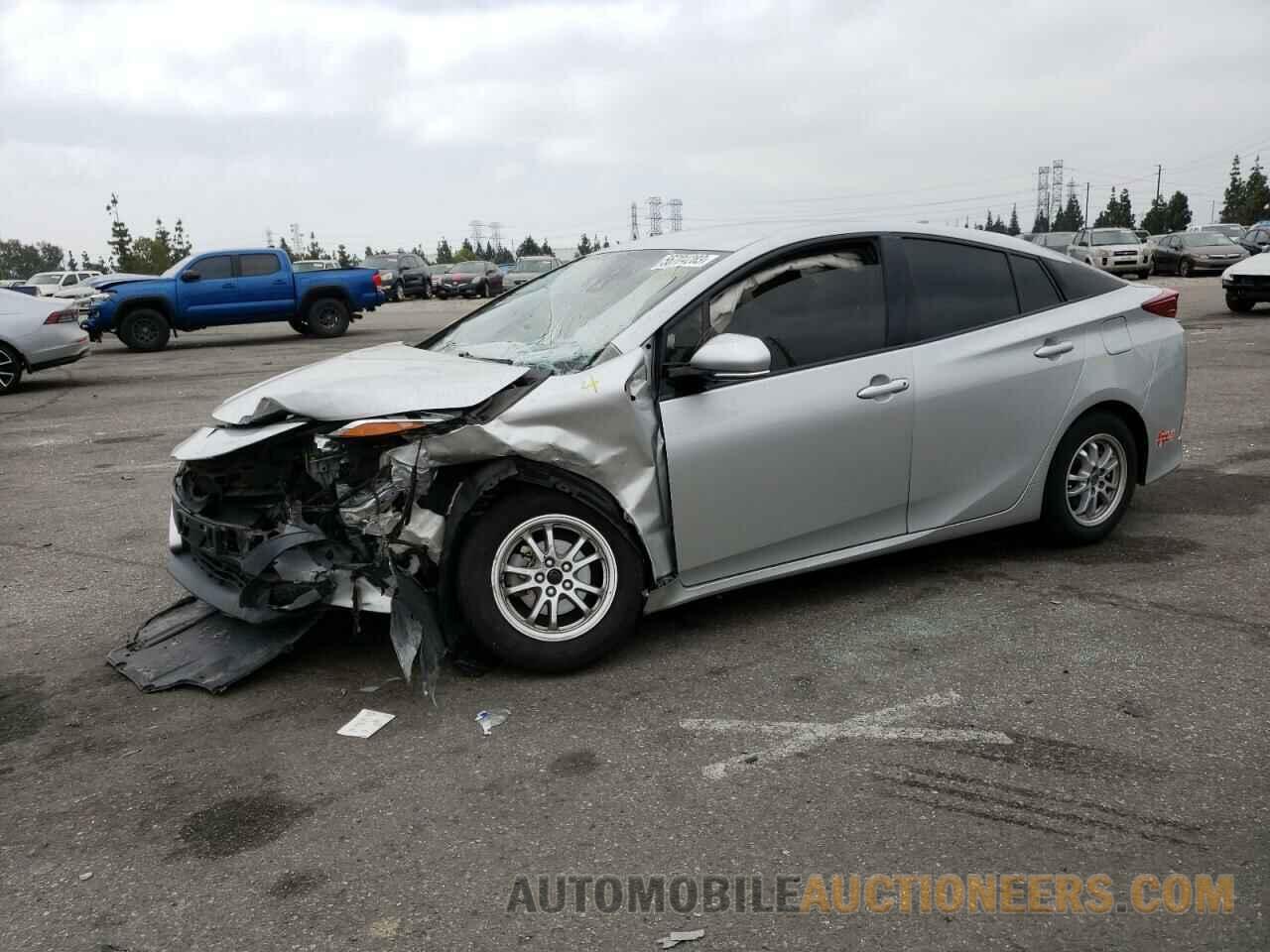 JTDKARFP6J3086915 TOYOTA PRIUS 2018