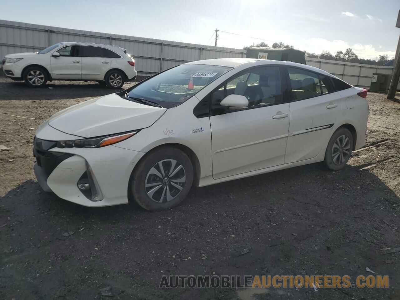 JTDKARFP6J3088843 TOYOTA PRIUS 2018