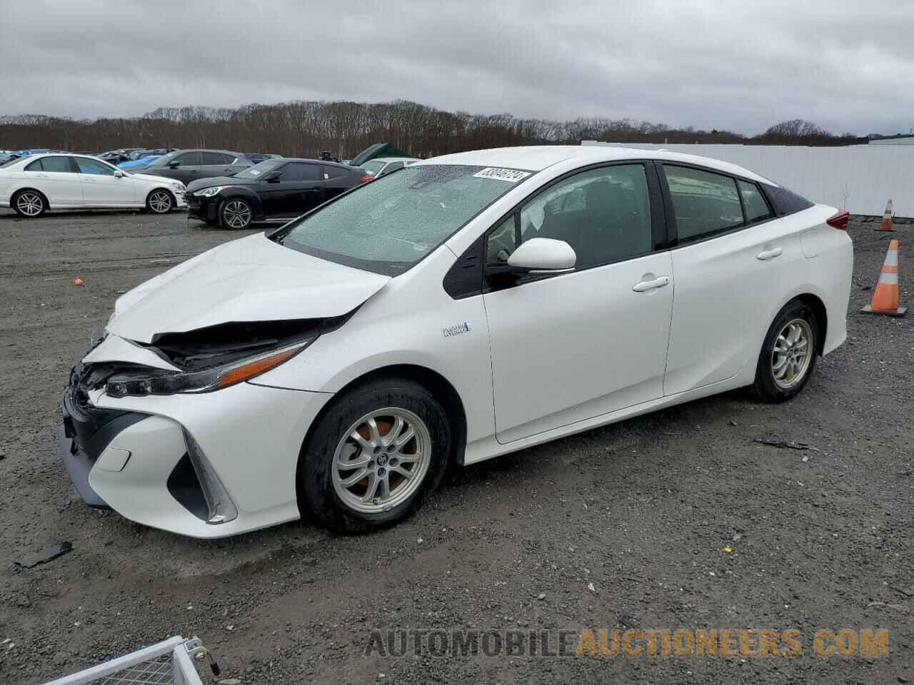 JTDKARFP6J3097333 TOYOTA PRIUS 2018