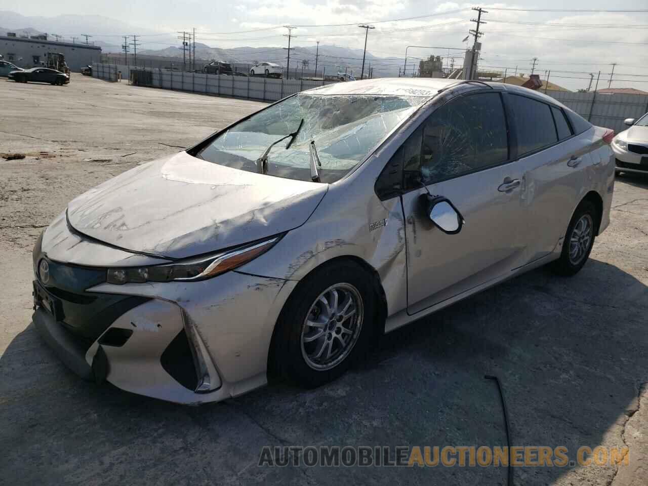 JTDKARFP6J3103650 TOYOTA PRIUS 2018