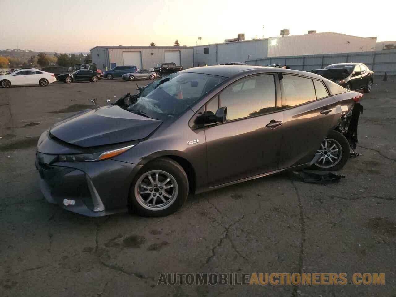 JTDKARFP7H3018116 TOYOTA PRIUS 2017