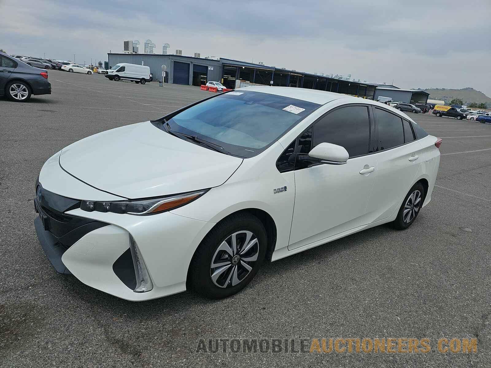 JTDKARFP7J3082453 Toyota Prius Prime 2018