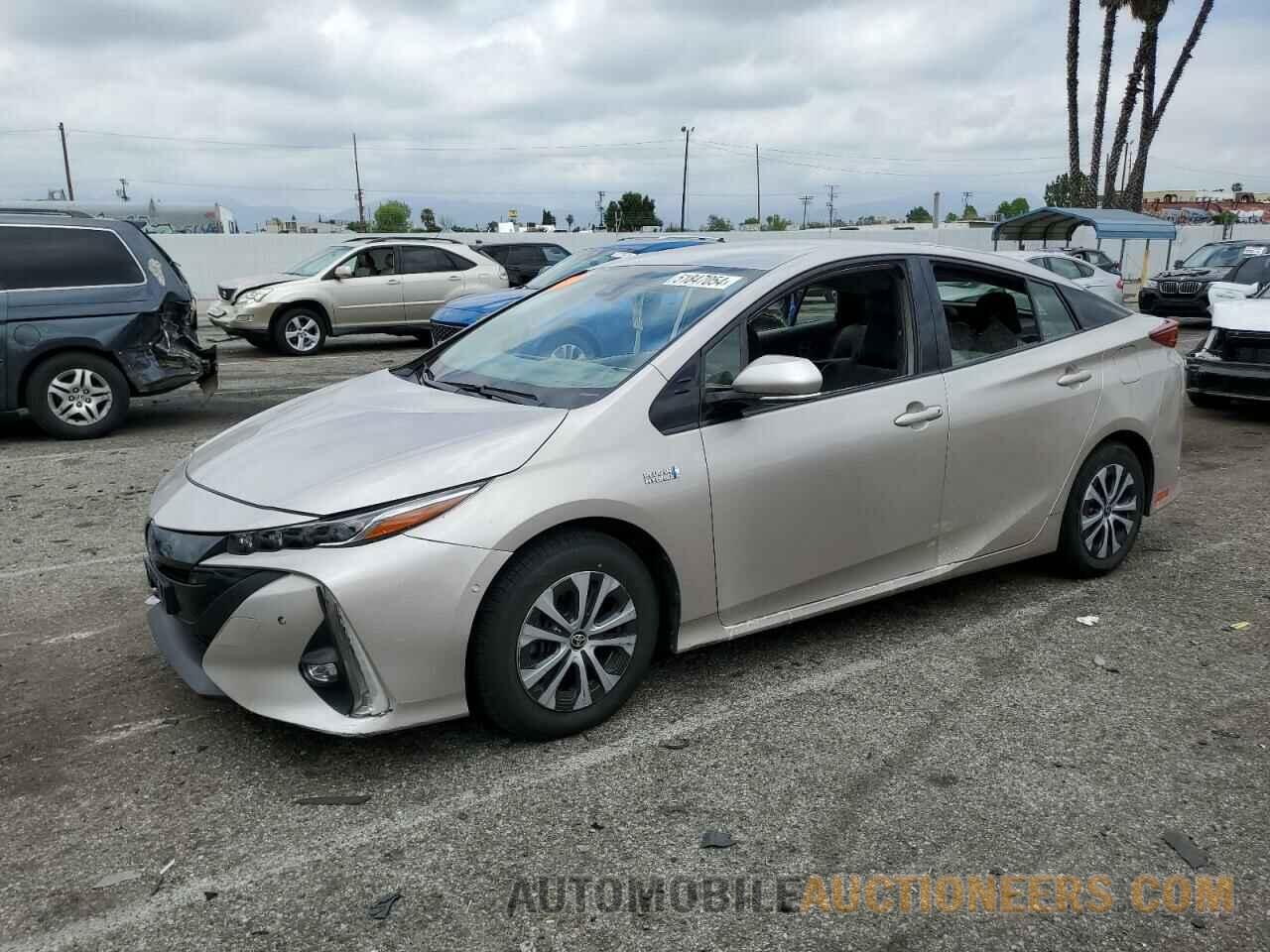 JTDKARFP7L3136577 TOYOTA PRIUS 2020