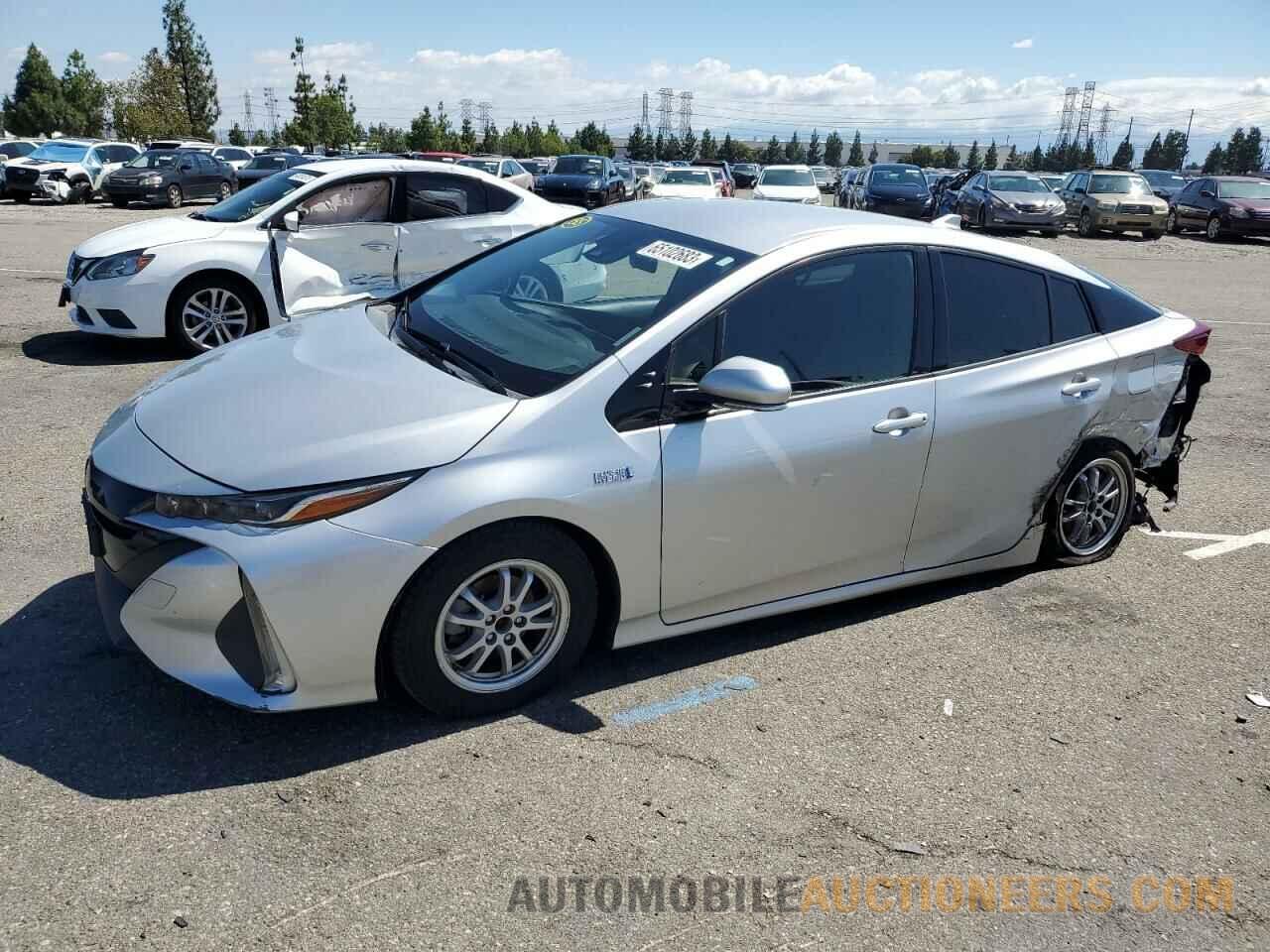 JTDKARFP8H3050606 TOYOTA PRIUS 2017