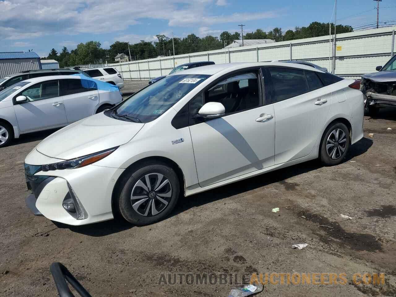 JTDKARFP8H3057099 TOYOTA PRIUS 2017