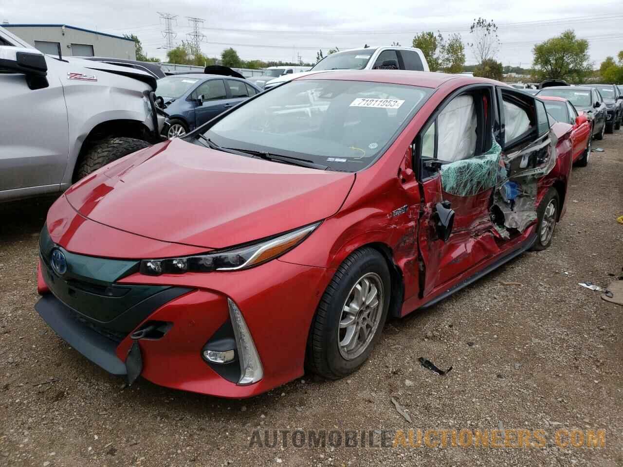 JTDKARFP8J3070781 TOYOTA PRIUS 2018