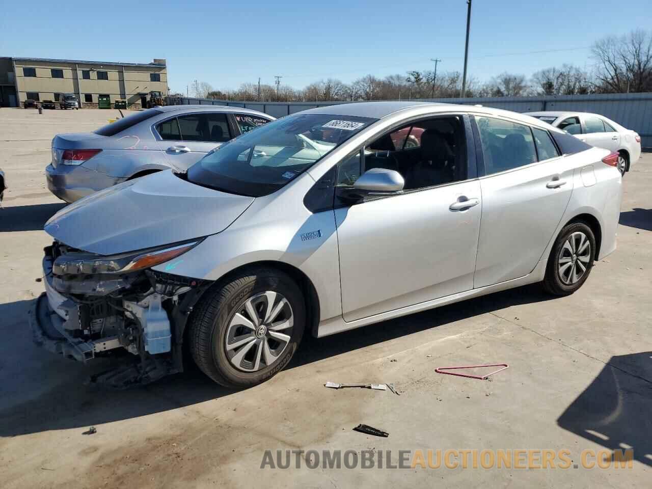 JTDKARFP8J3094501 TOYOTA PRIUS 2018