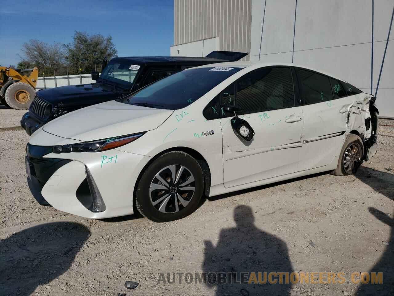 JTDKARFP9H3025746 TOYOTA PRIUS 2017