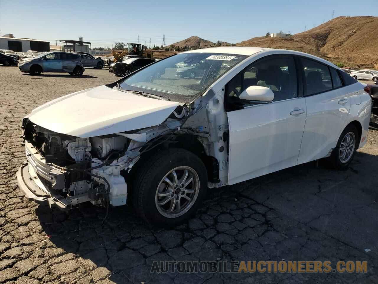 JTDKARFP9J3079957 TOYOTA PRIUS 2018