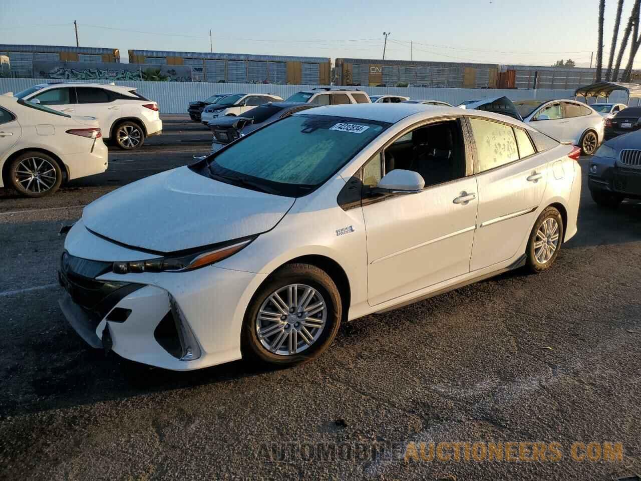 JTDKARFP9J3086150 TOYOTA PRIUS 2018