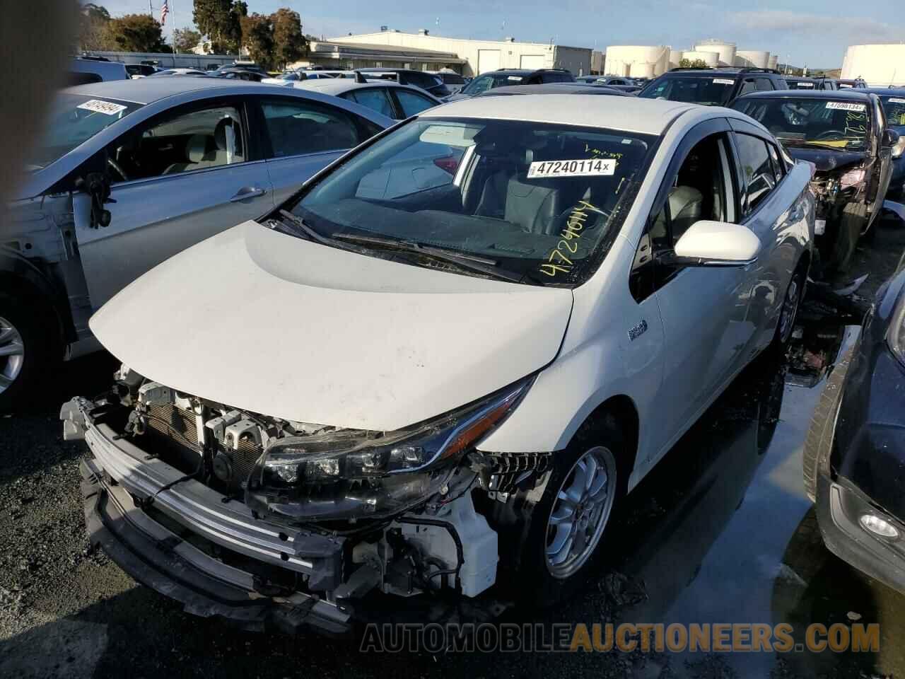 JTDKARFPXL3135570 TOYOTA PRIUS 2020