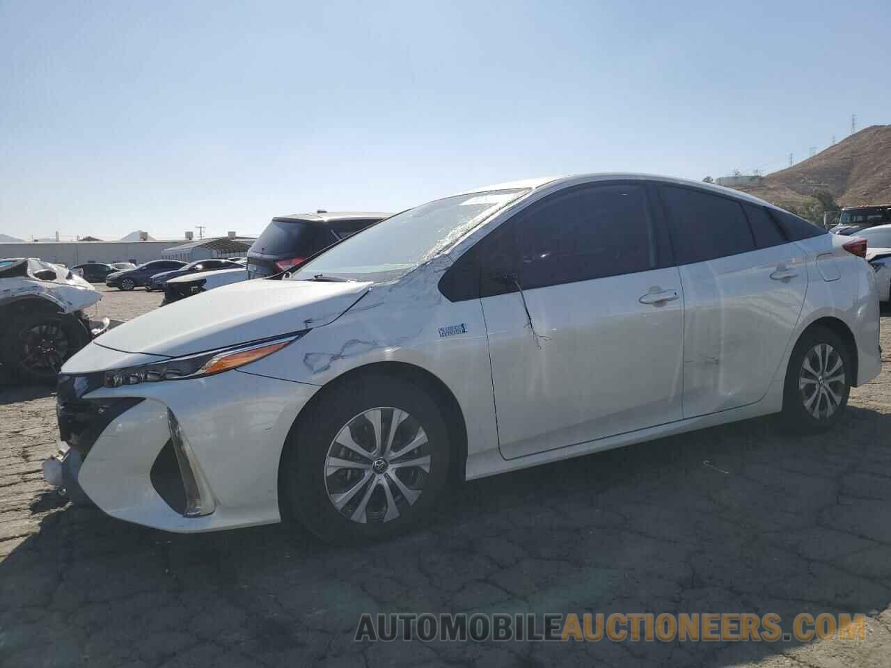 JTDKARFPXL3136315 TOYOTA PRIUS 2020