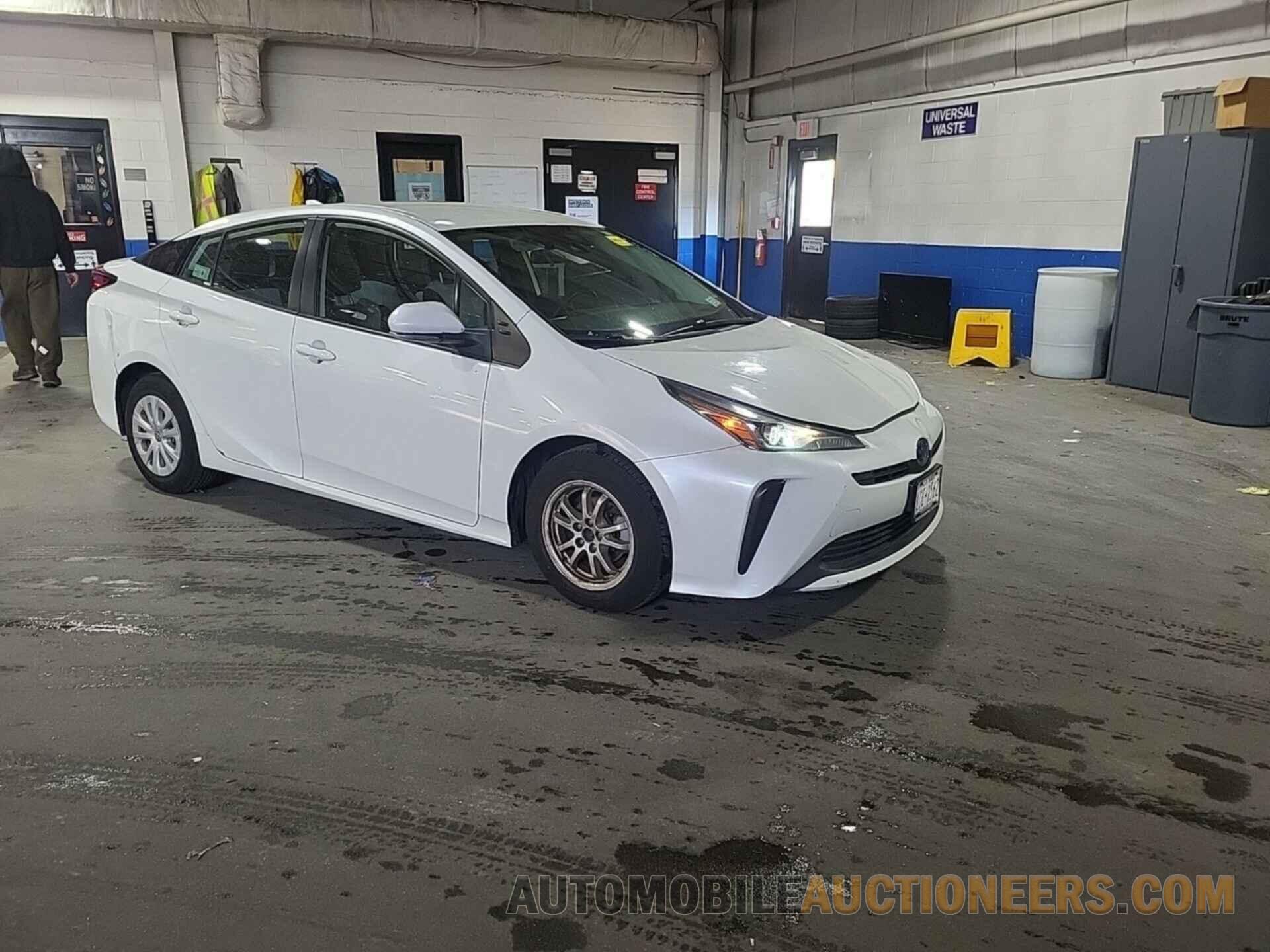 JTDKARFU0K3070135 TOYOTA PRIUS 2019