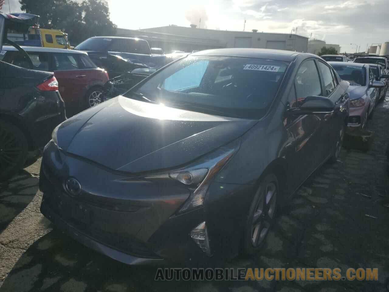 JTDKARFU1H3538544 TOYOTA PRIUS 2017