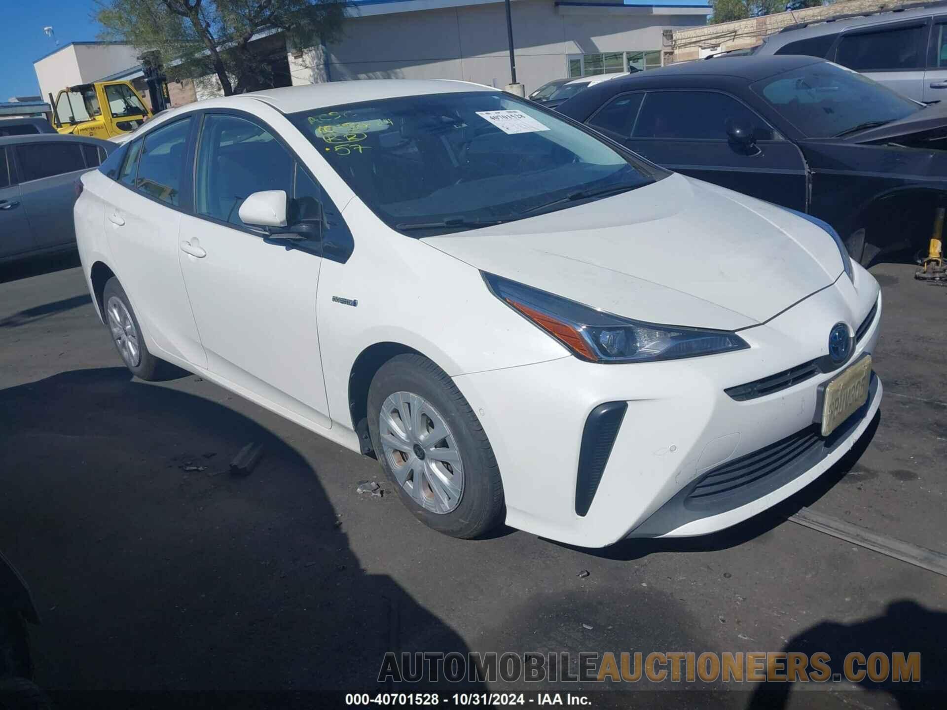 JTDKARFUXK3081580 TOYOTA PRIUS 2019