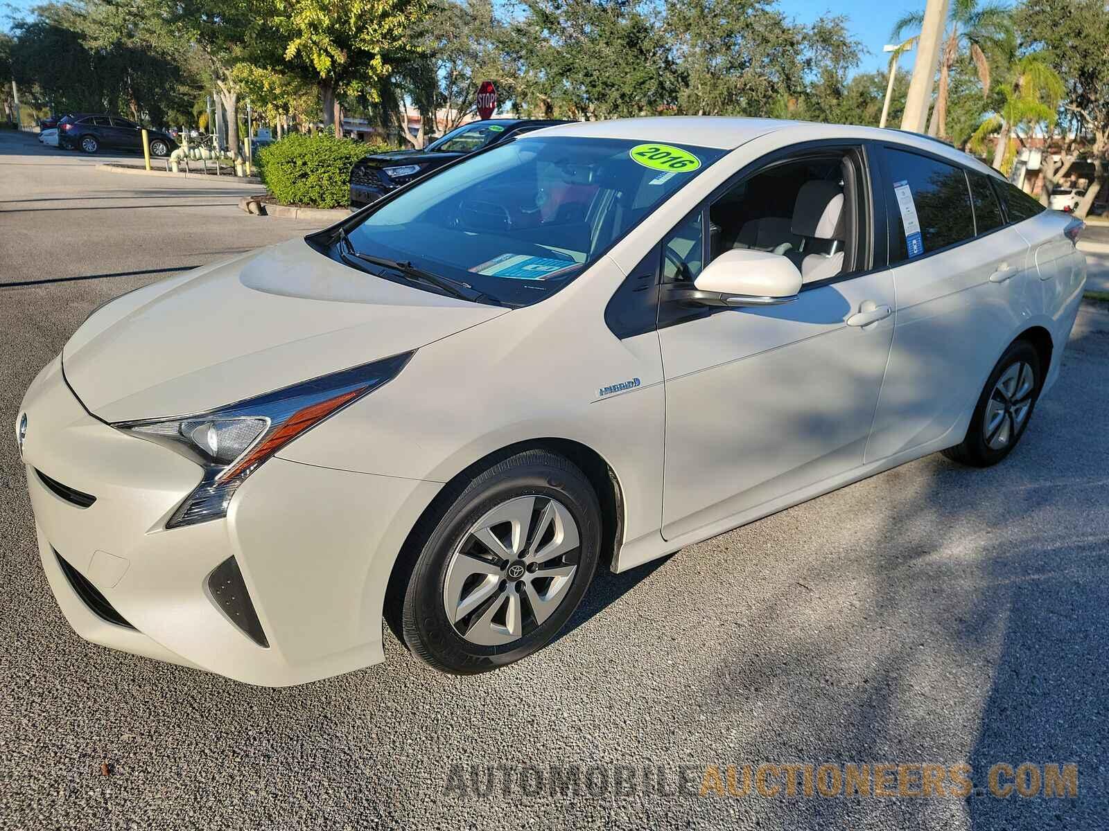 JTDKBRFU2G3528939 Toyota Prius 2016