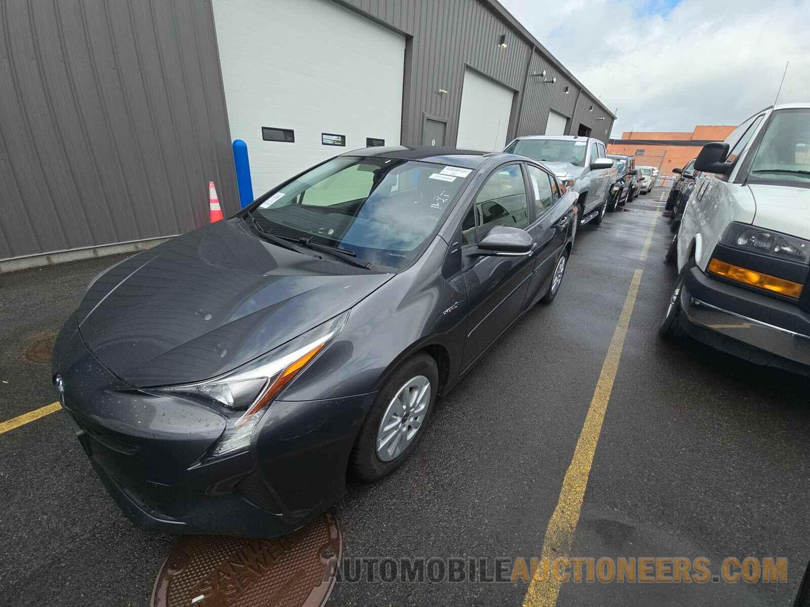 JTDKBRFUXG3005426 Toyota Prius 2016