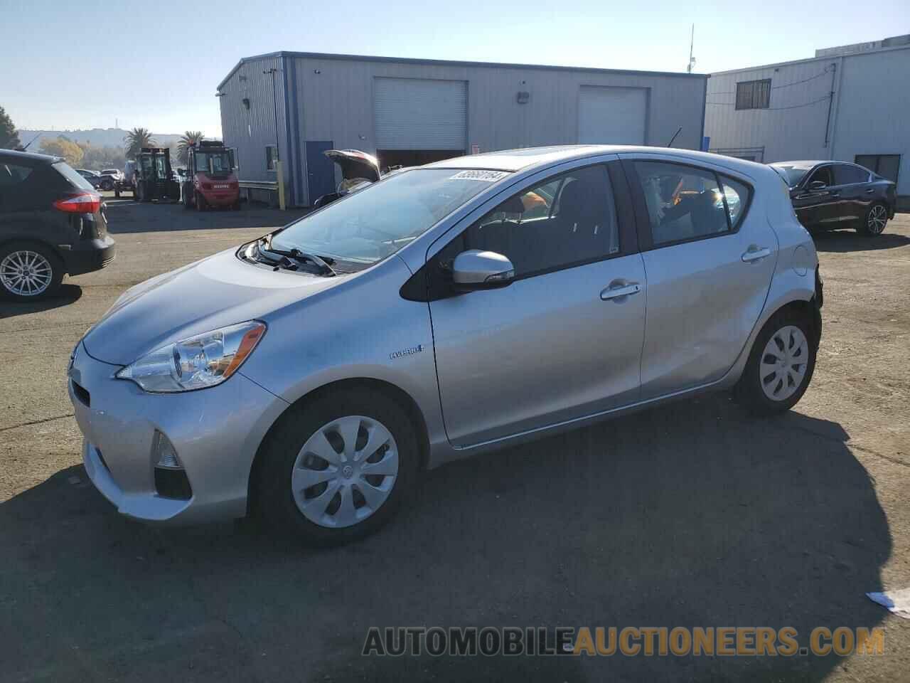 JTDKDTB30D1049737 TOYOTA PRIUS 2013