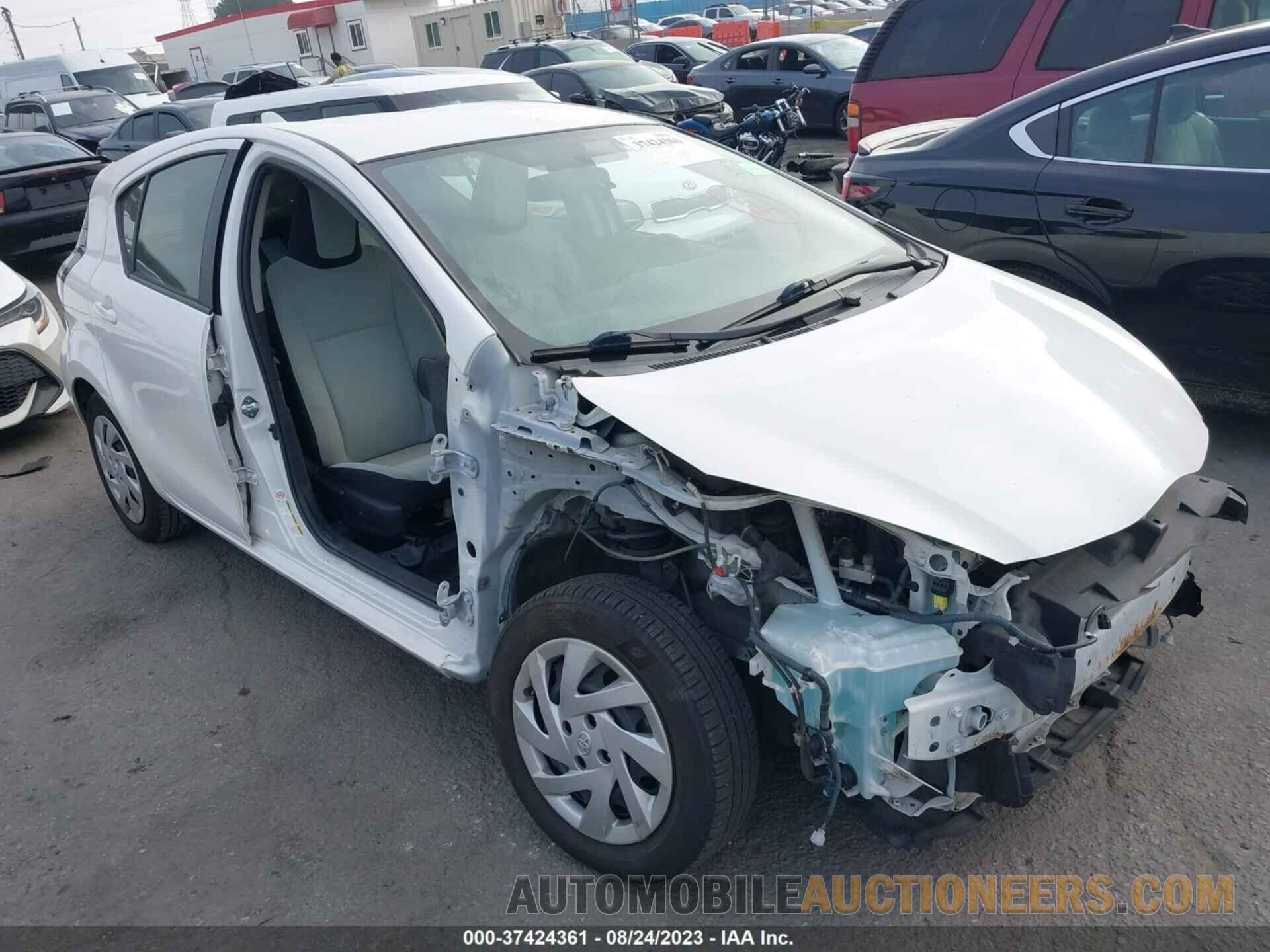 JTDKDTB30F1576258 TOYOTA PRIUS C 2015