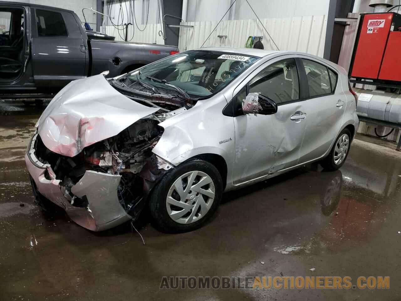 JTDKDTB30F1576566 TOYOTA PRIUS 2015