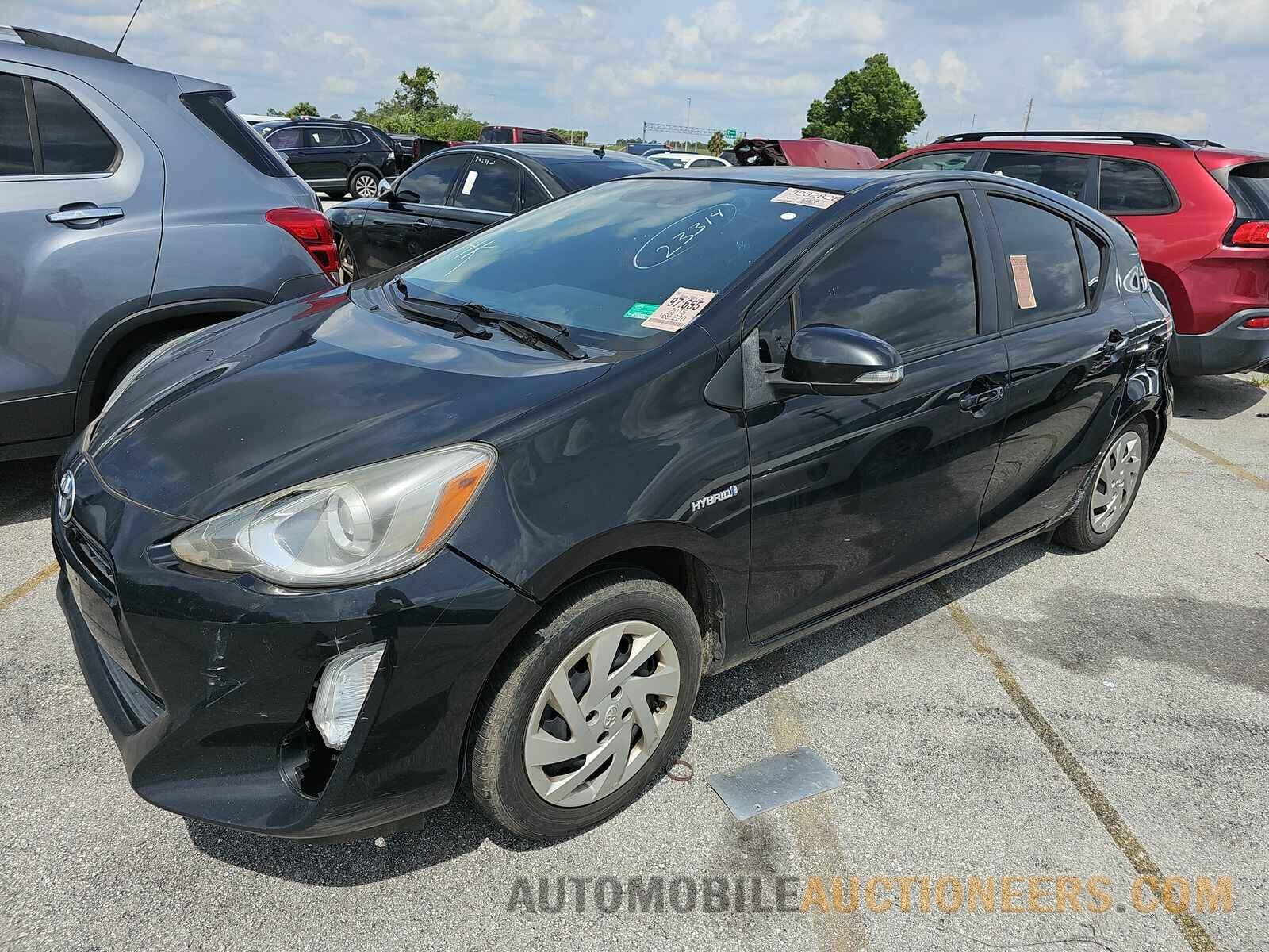 JTDKDTB30F1577183 Toyota Prius c 2015