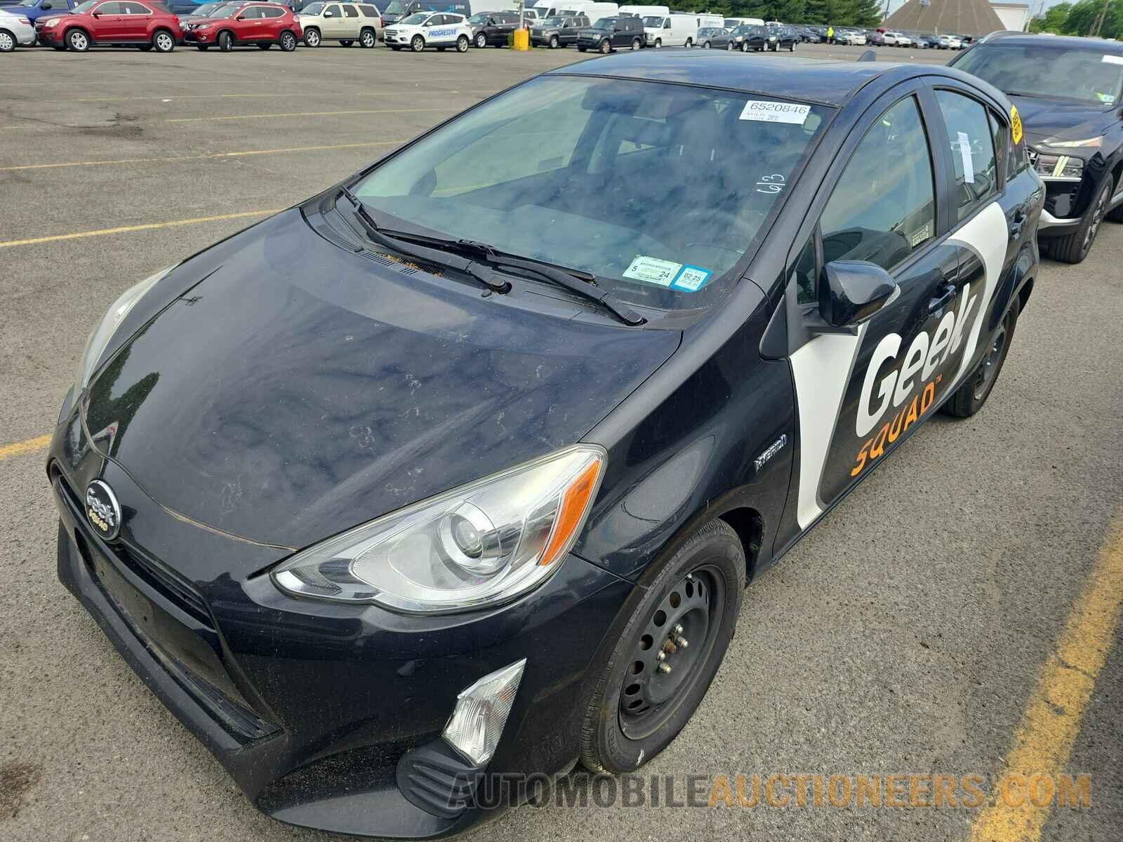 JTDKDTB30G1122142 Toyota Prius c 2016