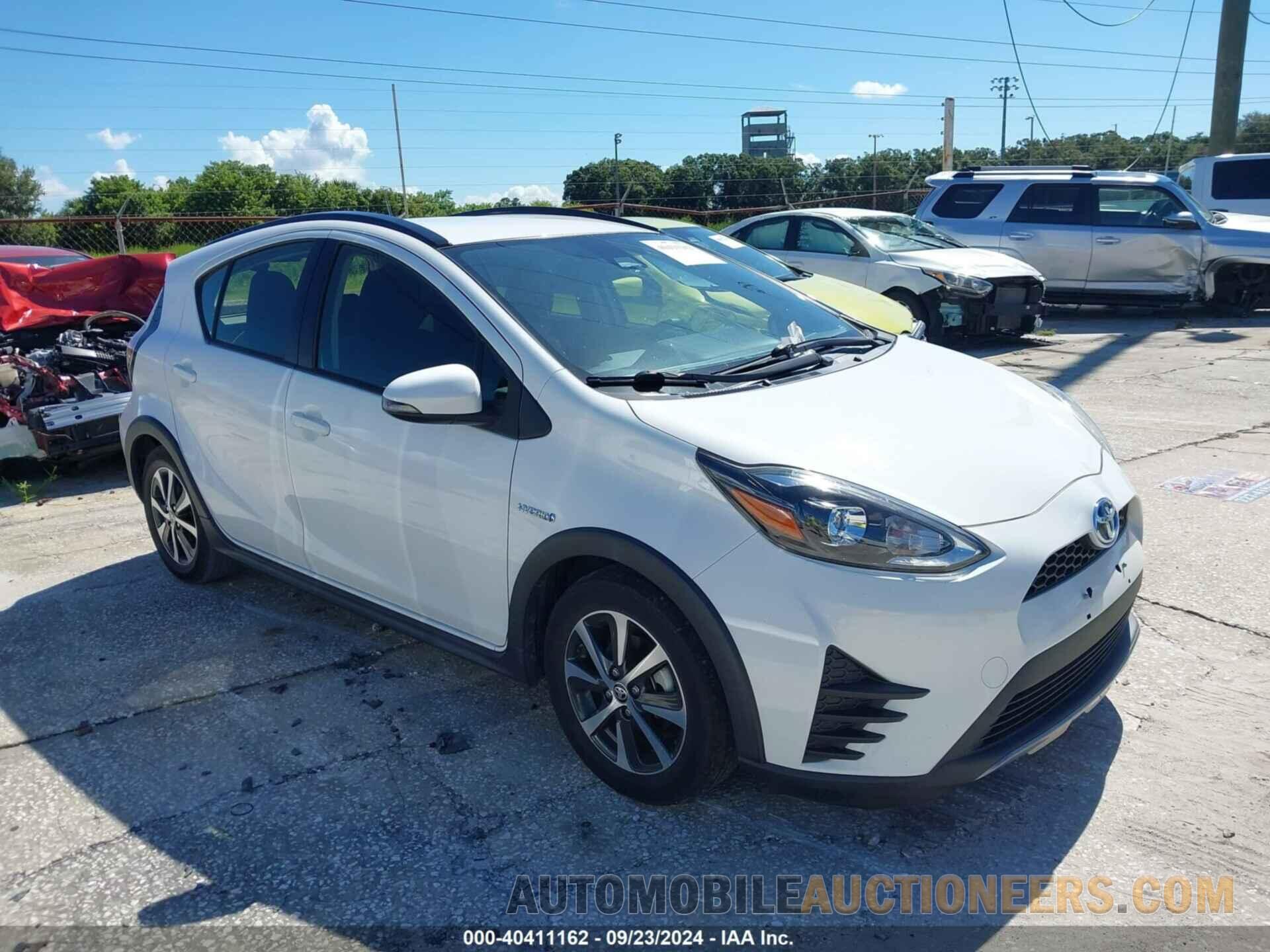 JTDKDTB30J1612975 TOYOTA PRIUS C 2018