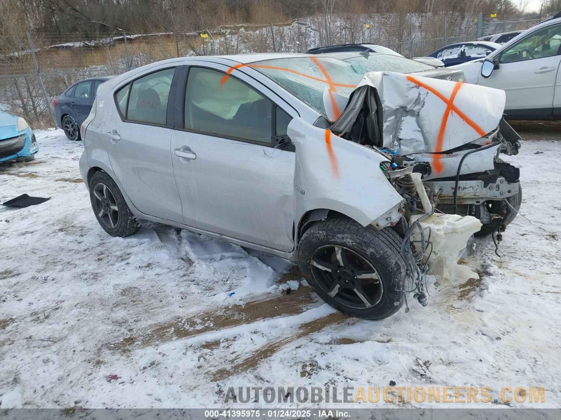 JTDKDTB31C1017121 TOYOTA PRIUS C 2012