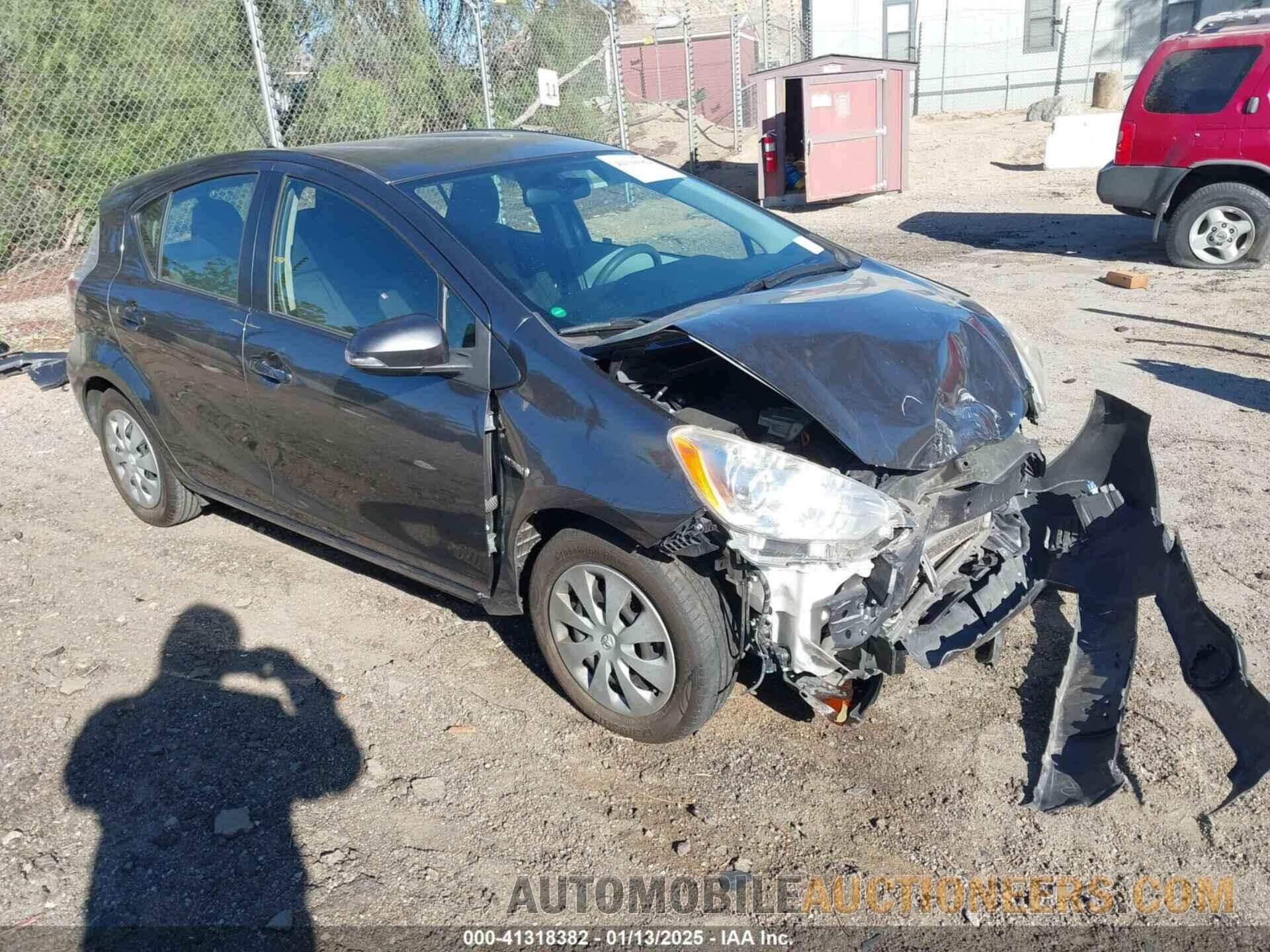 JTDKDTB31D1554329 TOYOTA PRIUS C 2013