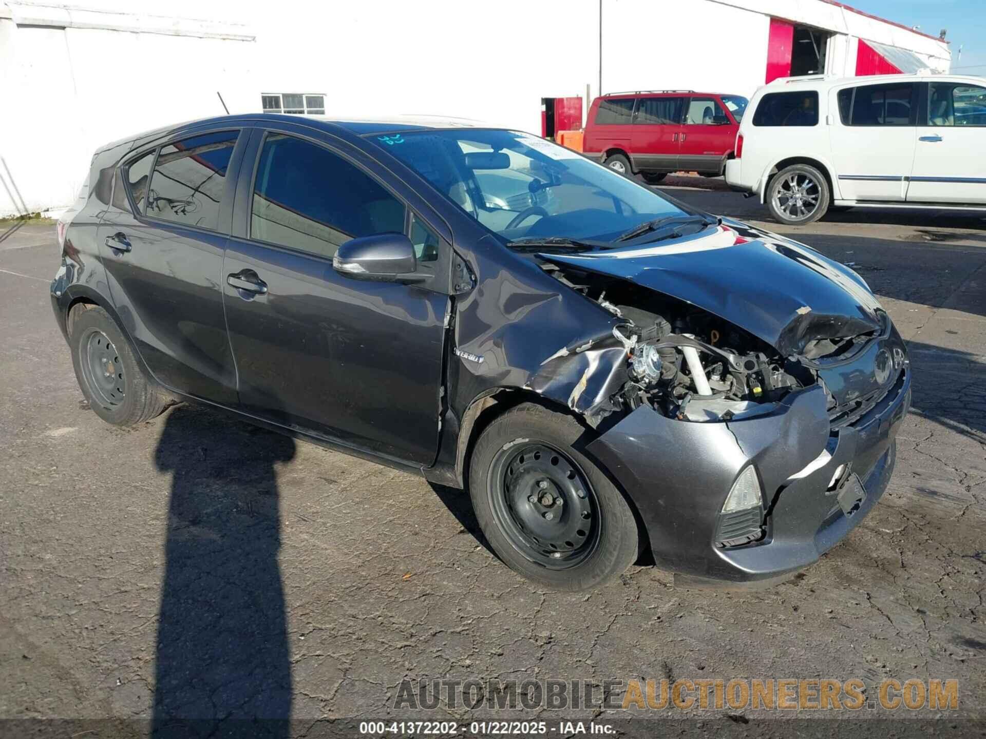 JTDKDTB31E1077788 TOYOTA PRIUS C 2014