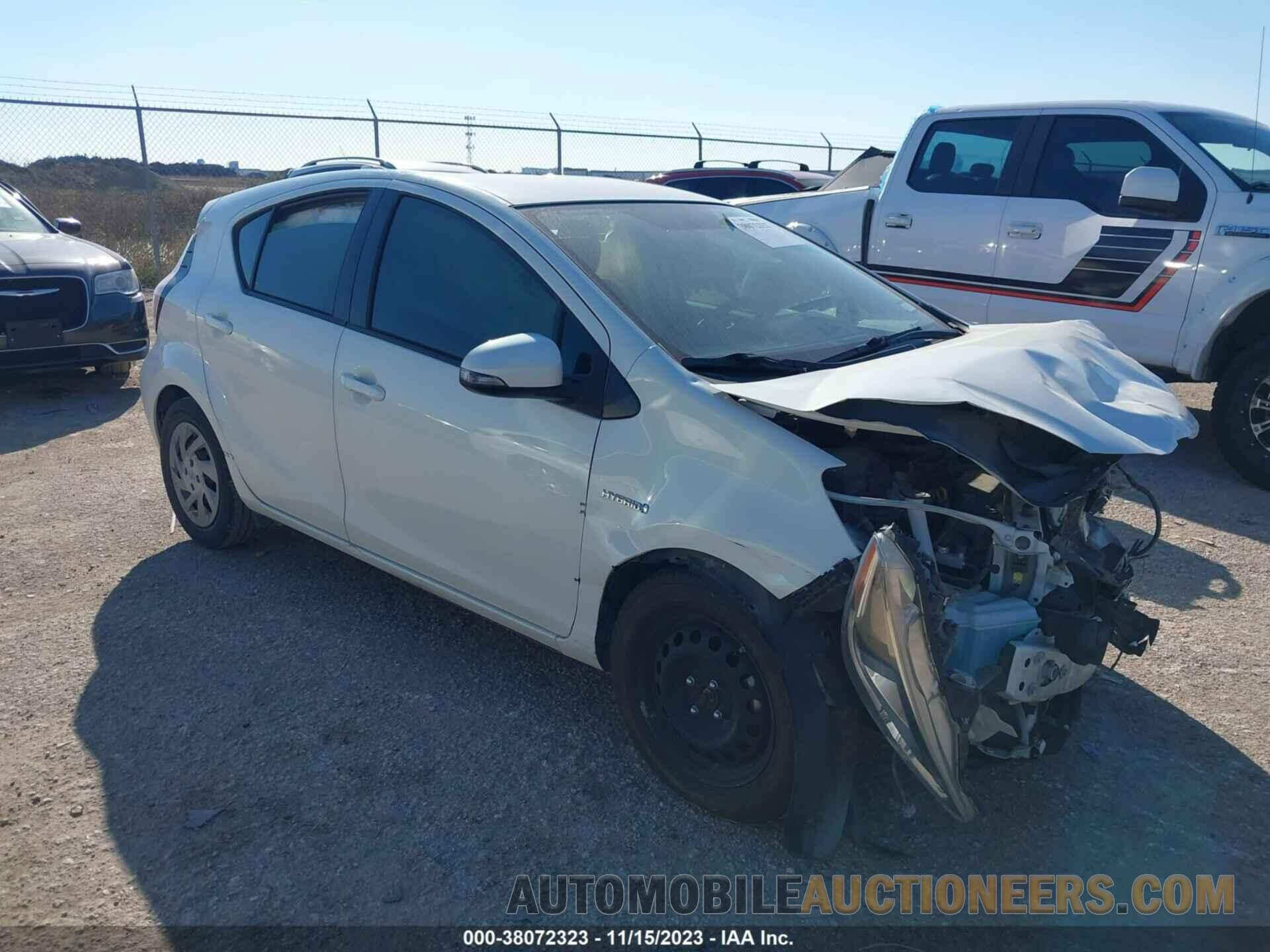 JTDKDTB31F1108748 TOYOTA PRIUS C 2015