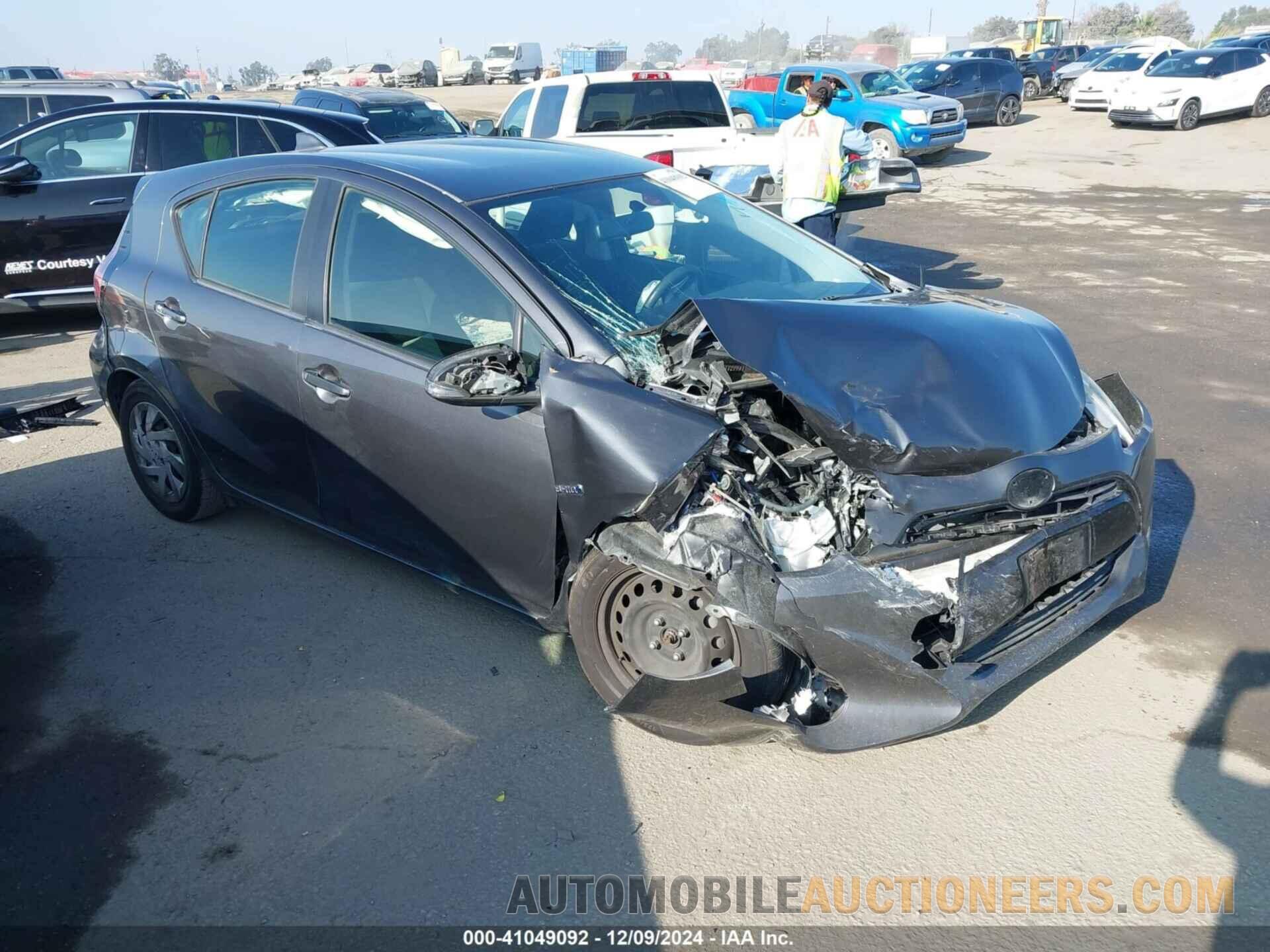 JTDKDTB31F1113934 TOYOTA PRIUS C 2015