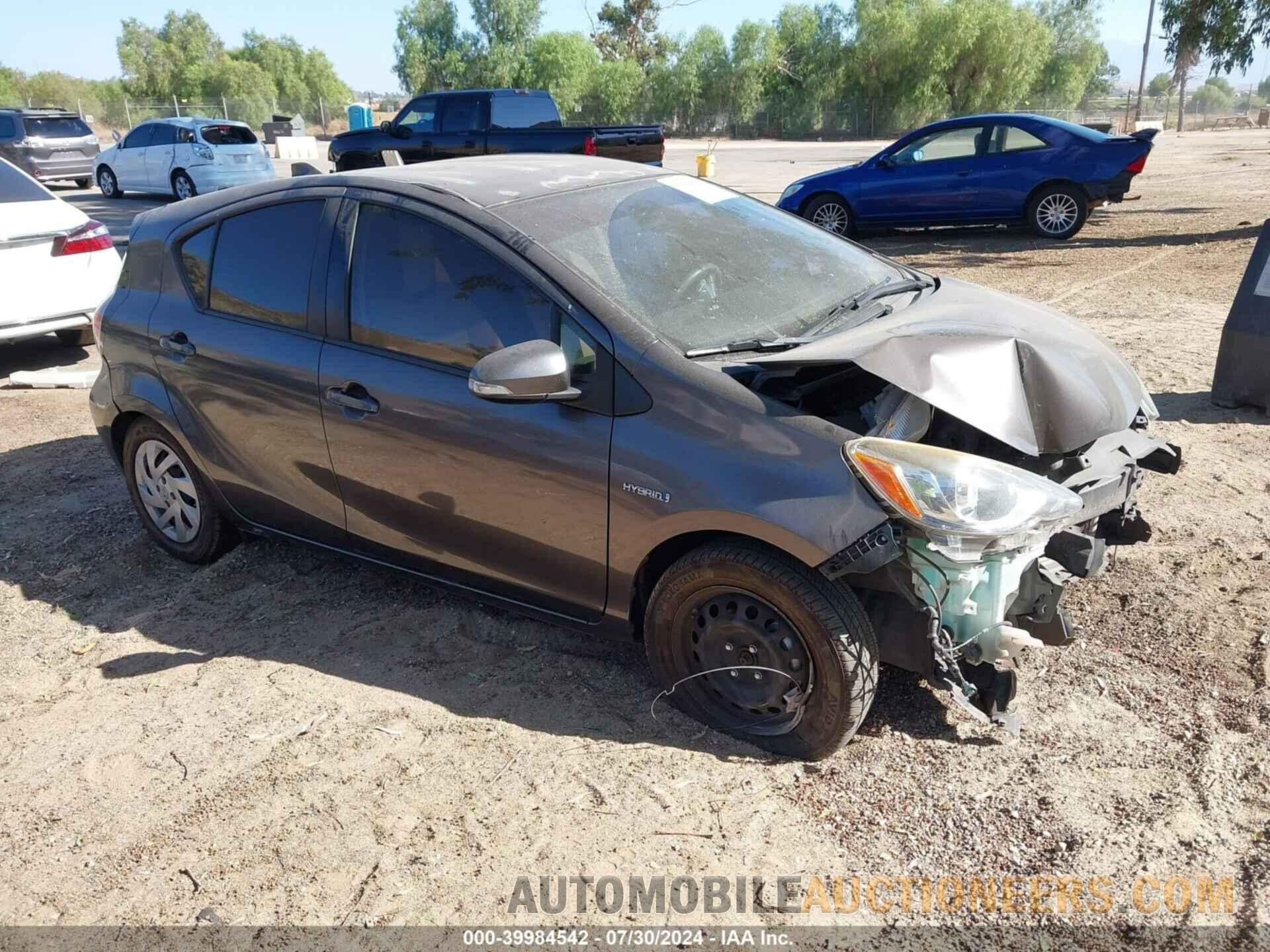 JTDKDTB31F1580979 TOYOTA PRIUS C 2015