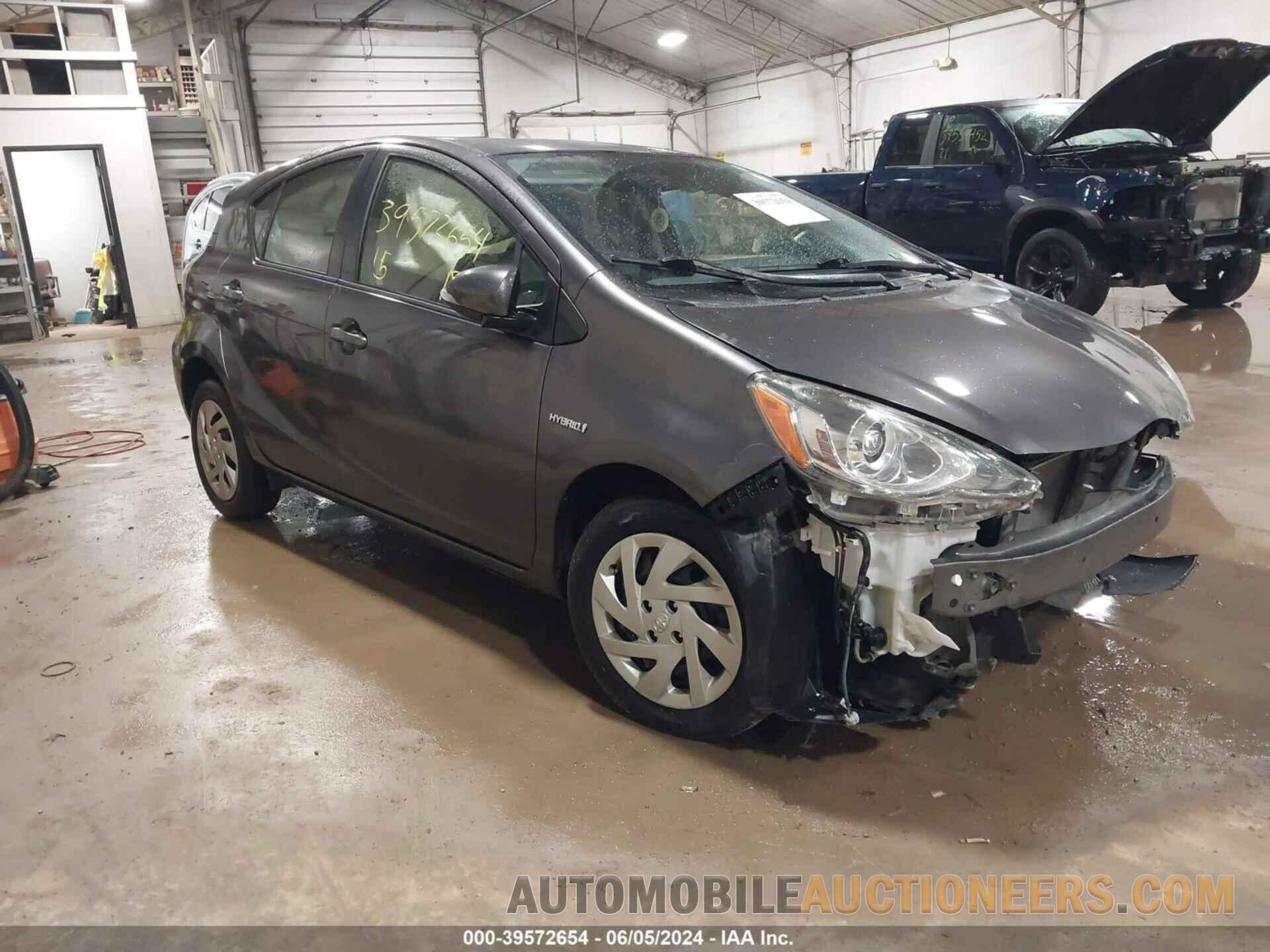 JTDKDTB31F1586474 TOYOTA PRIUS C 2015