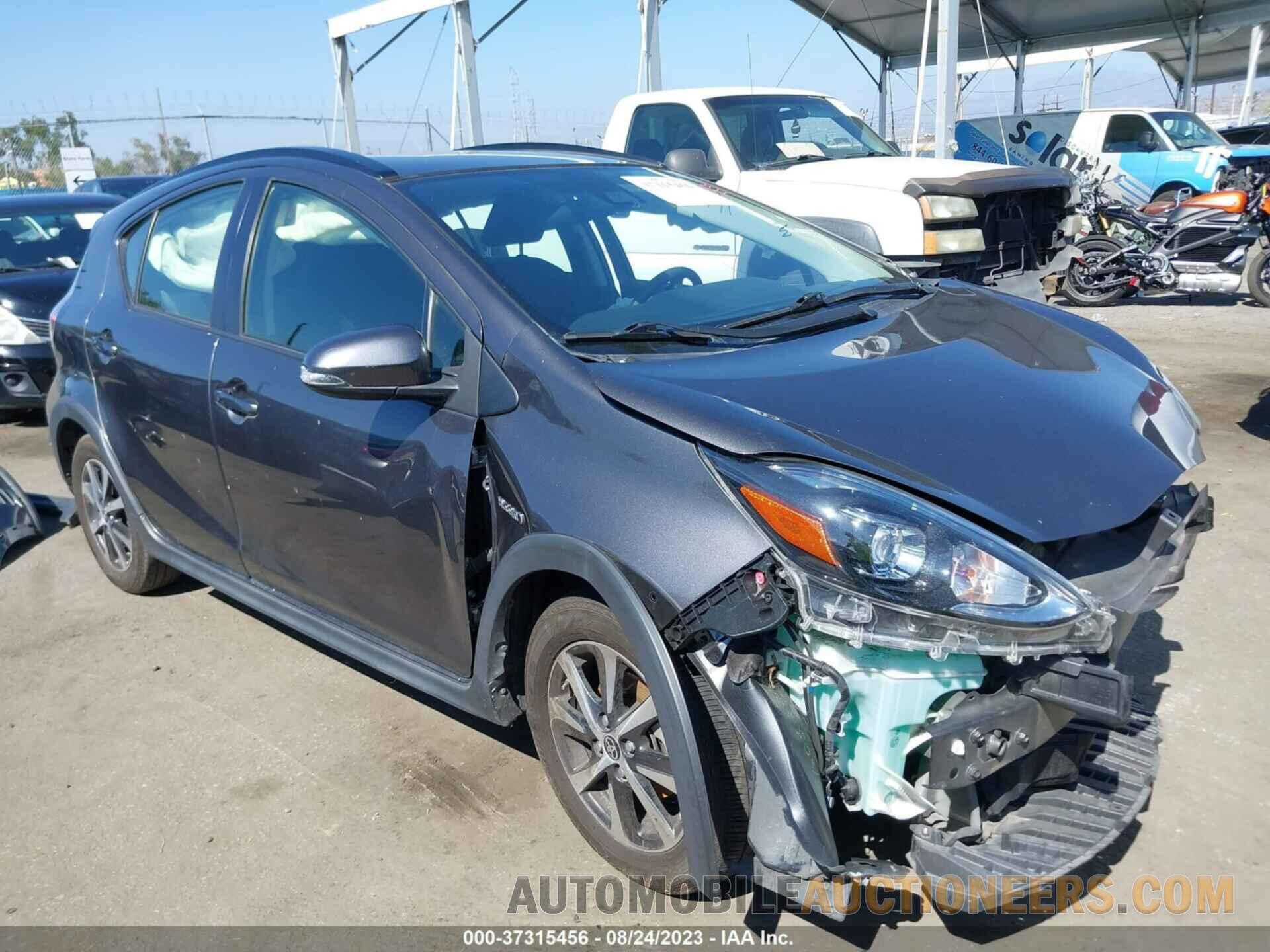 JTDKDTB31J1613262 TOYOTA PRIUS C 2018