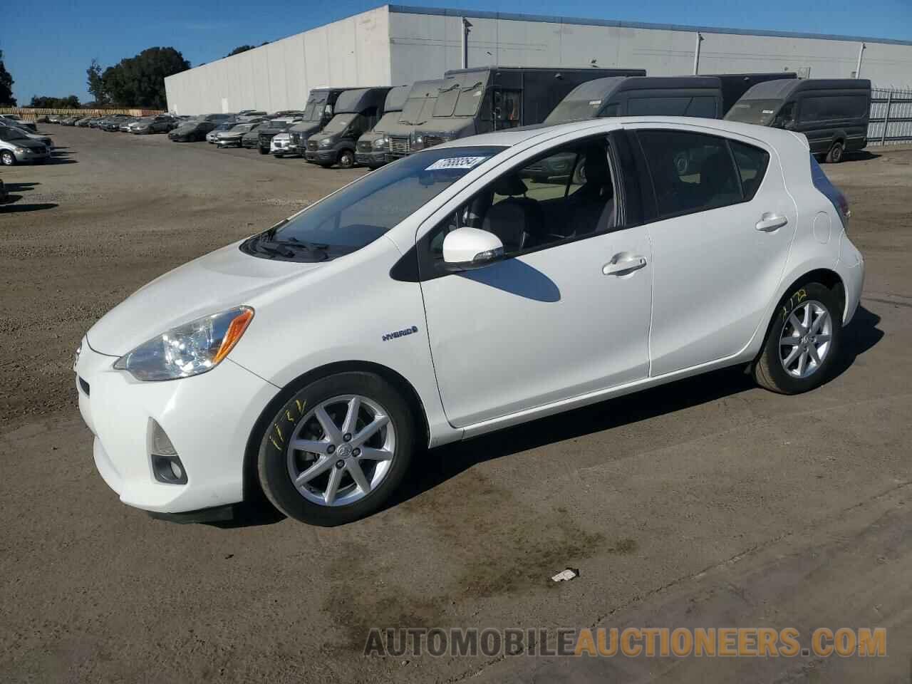 JTDKDTB32D1042398 TOYOTA PRIUS 2013