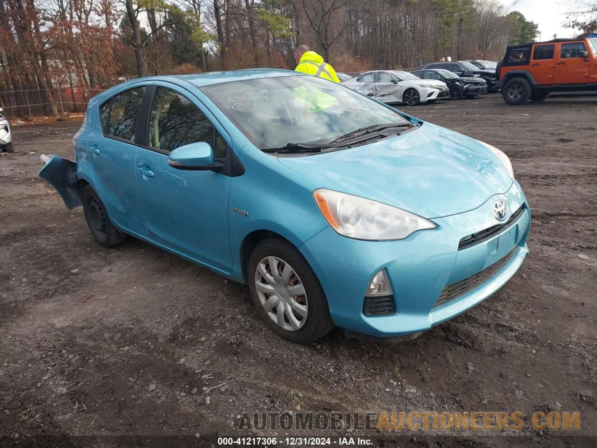 JTDKDTB32D1042756 TOYOTA PRIUS C 2013