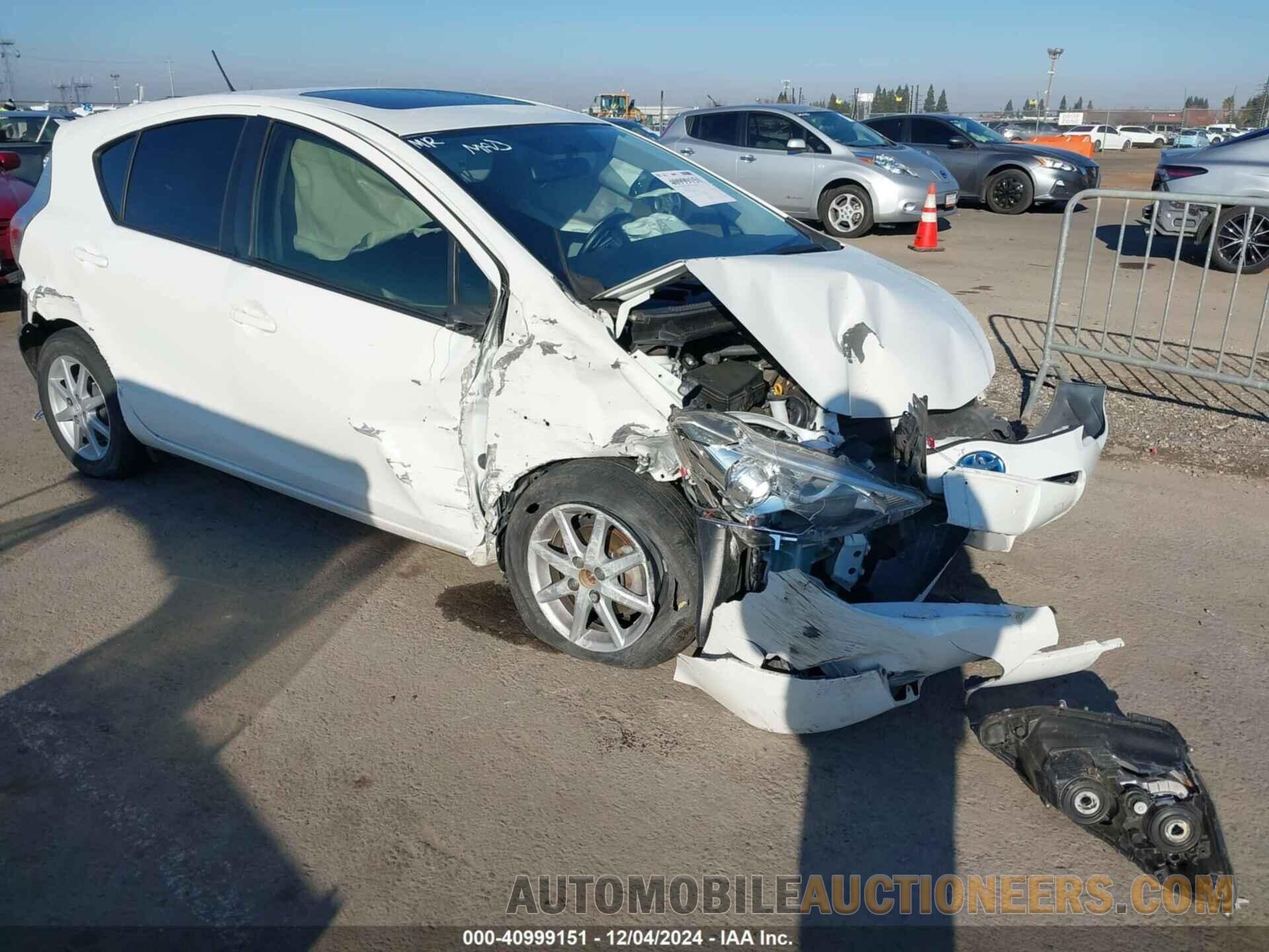 JTDKDTB32D1045298 TOYOTA PRIUS C 2013