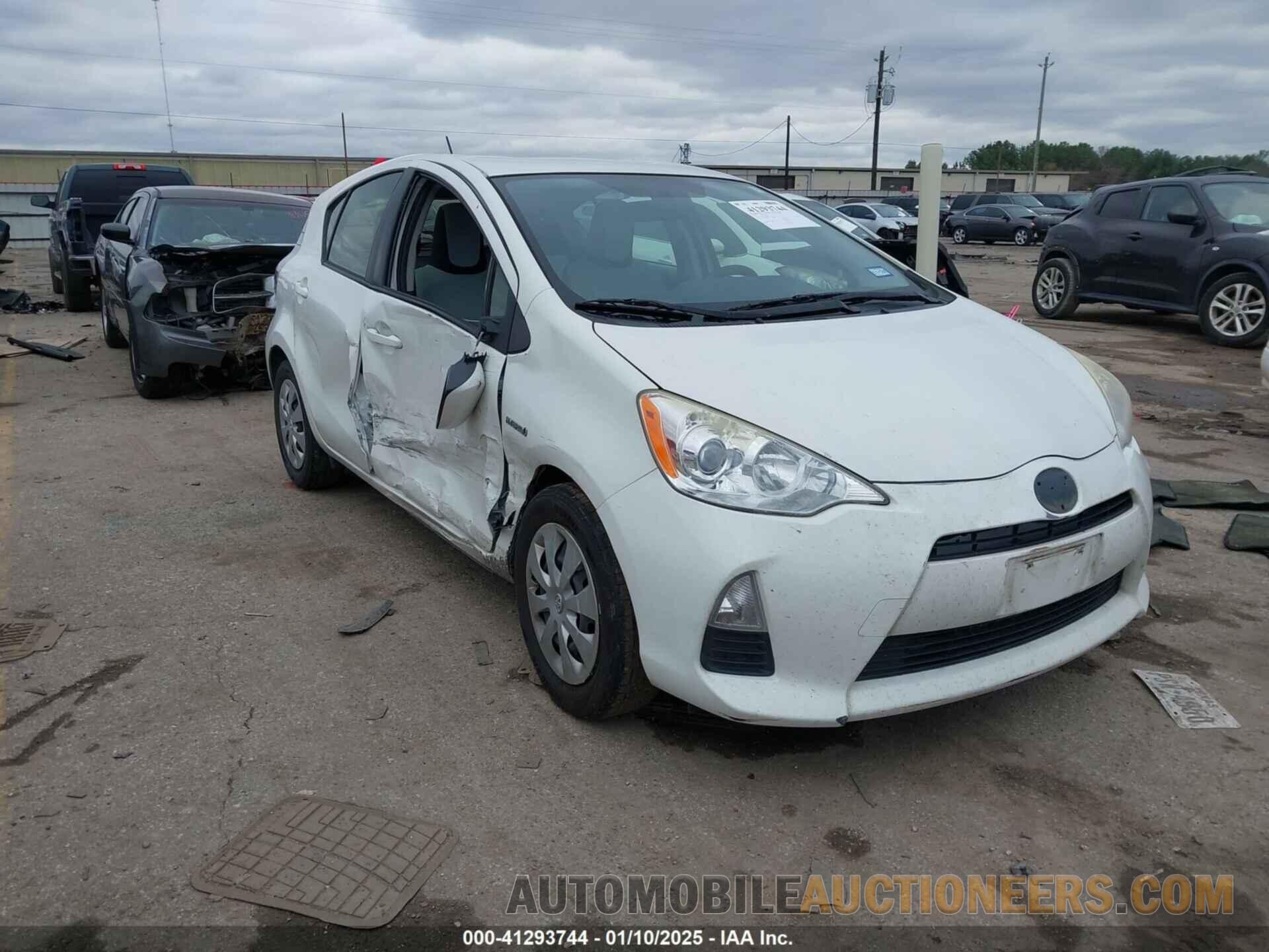 JTDKDTB32E1084491 TOYOTA PRIUS C 2014