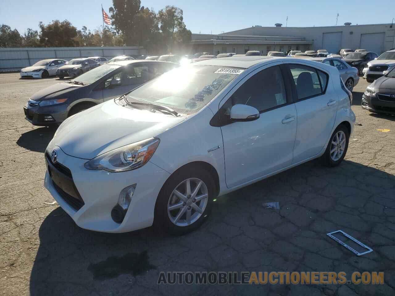 JTDKDTB32F1096139 TOYOTA PRIUS 2015