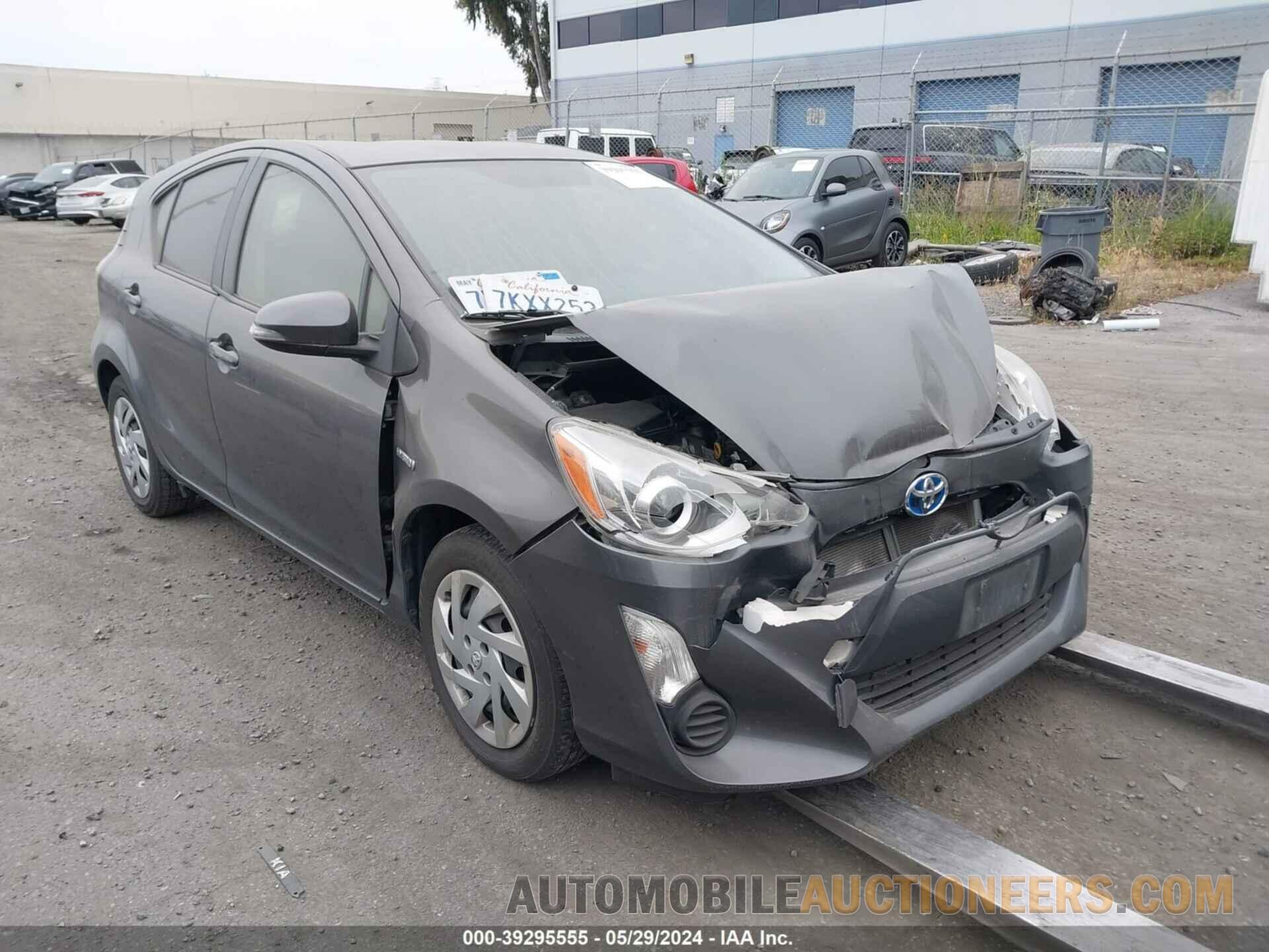 JTDKDTB32F1579078 TOYOTA PRIUS C 2015