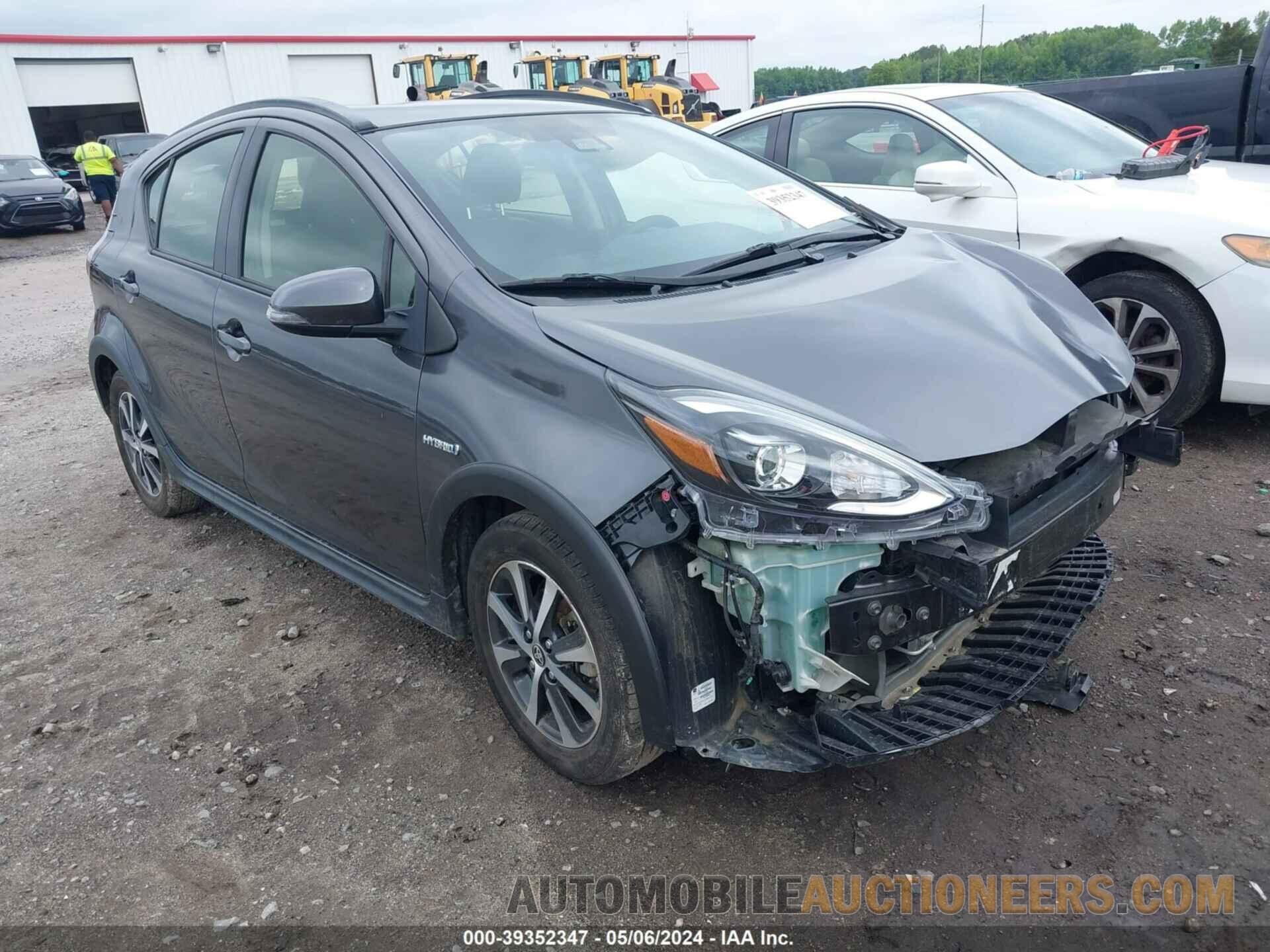 JTDKDTB32J1604506 TOYOTA PRIUS C 2018